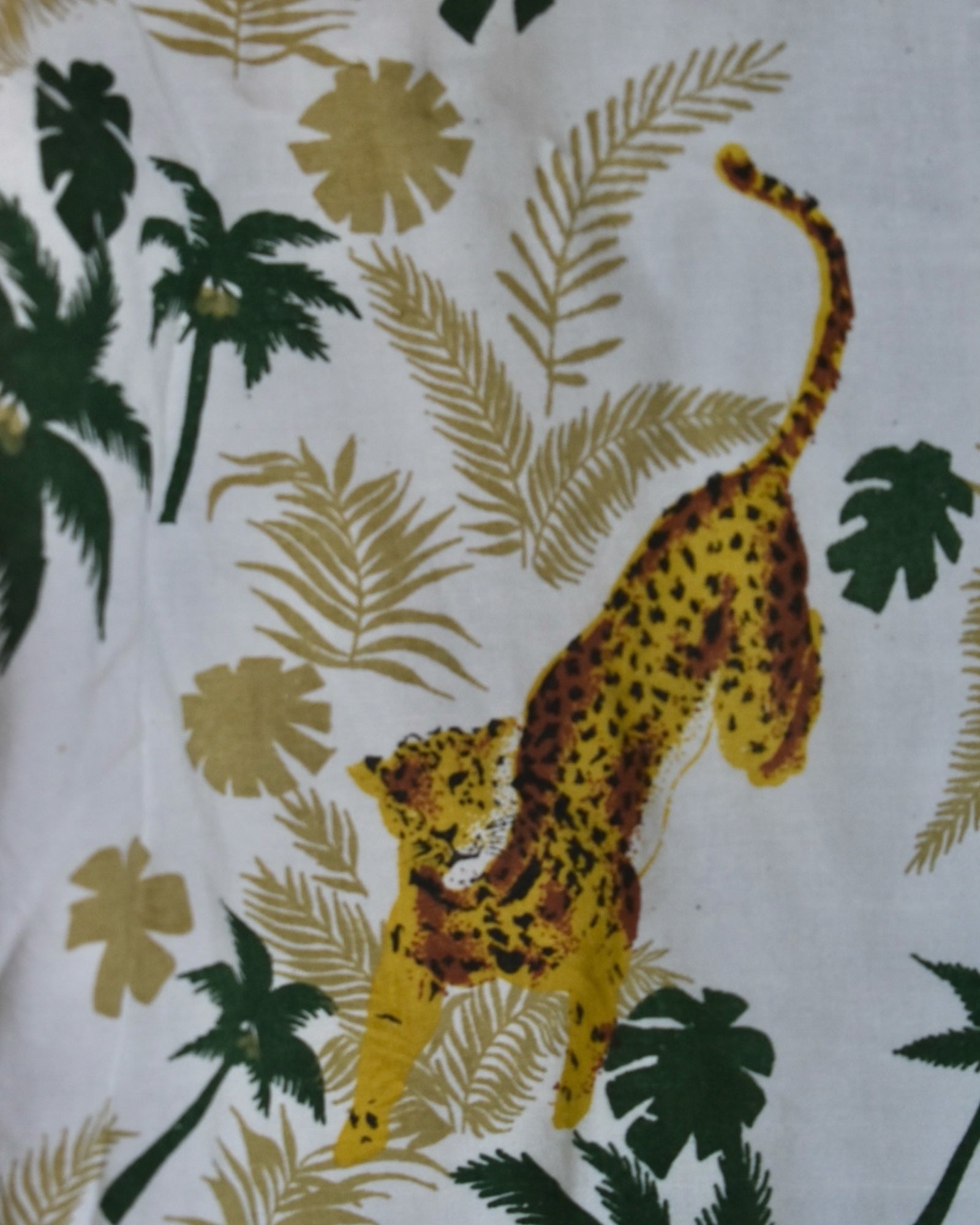 Vintage Cropped Button-Up Shirt with Tropical Leopard Print