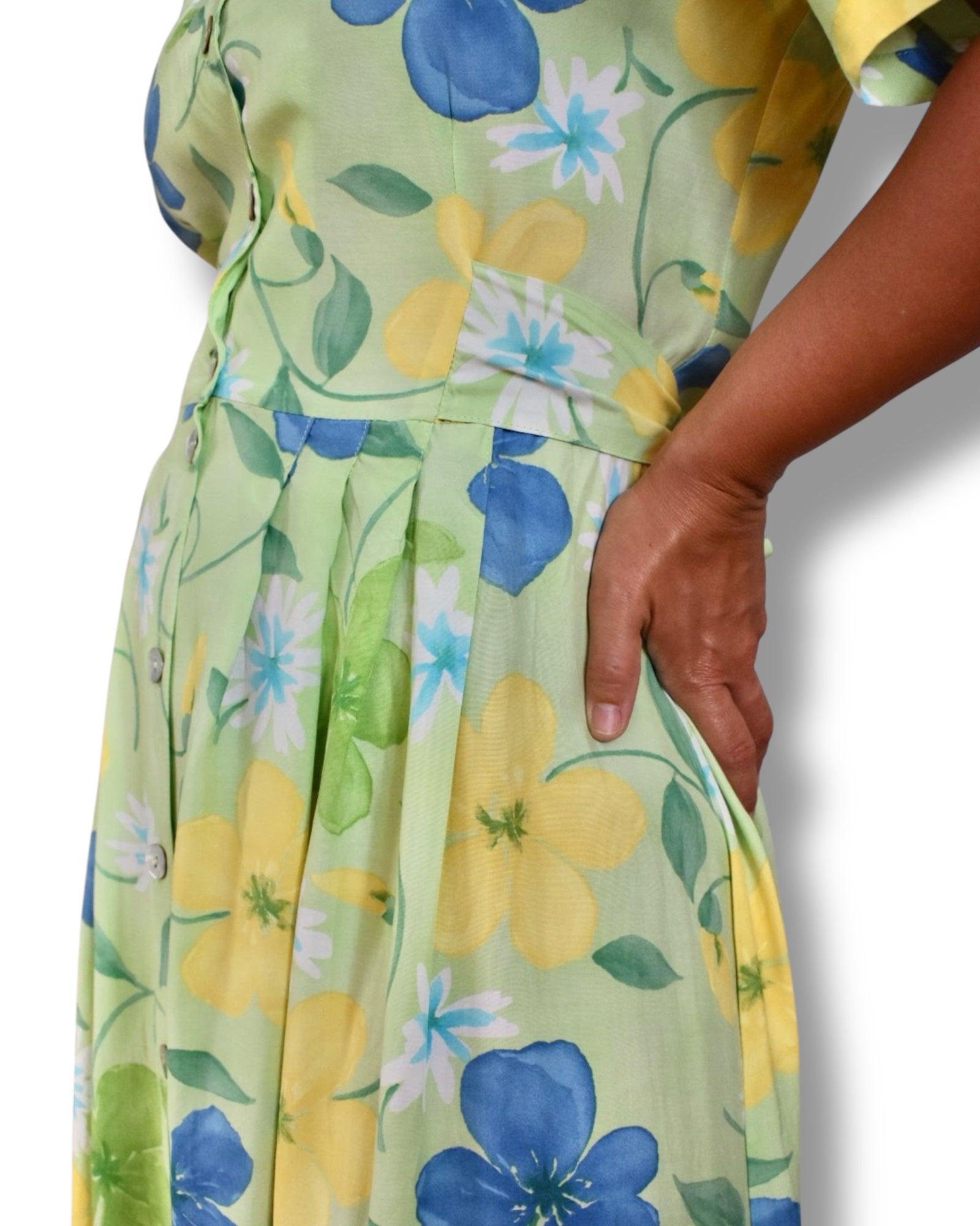 Vintage Pleated Long Dress – Light Green with Floral Print, Shoulder Pads