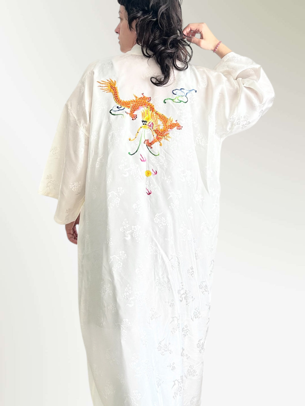 1980s Dragon Embroidered Rayon Kimono Robe