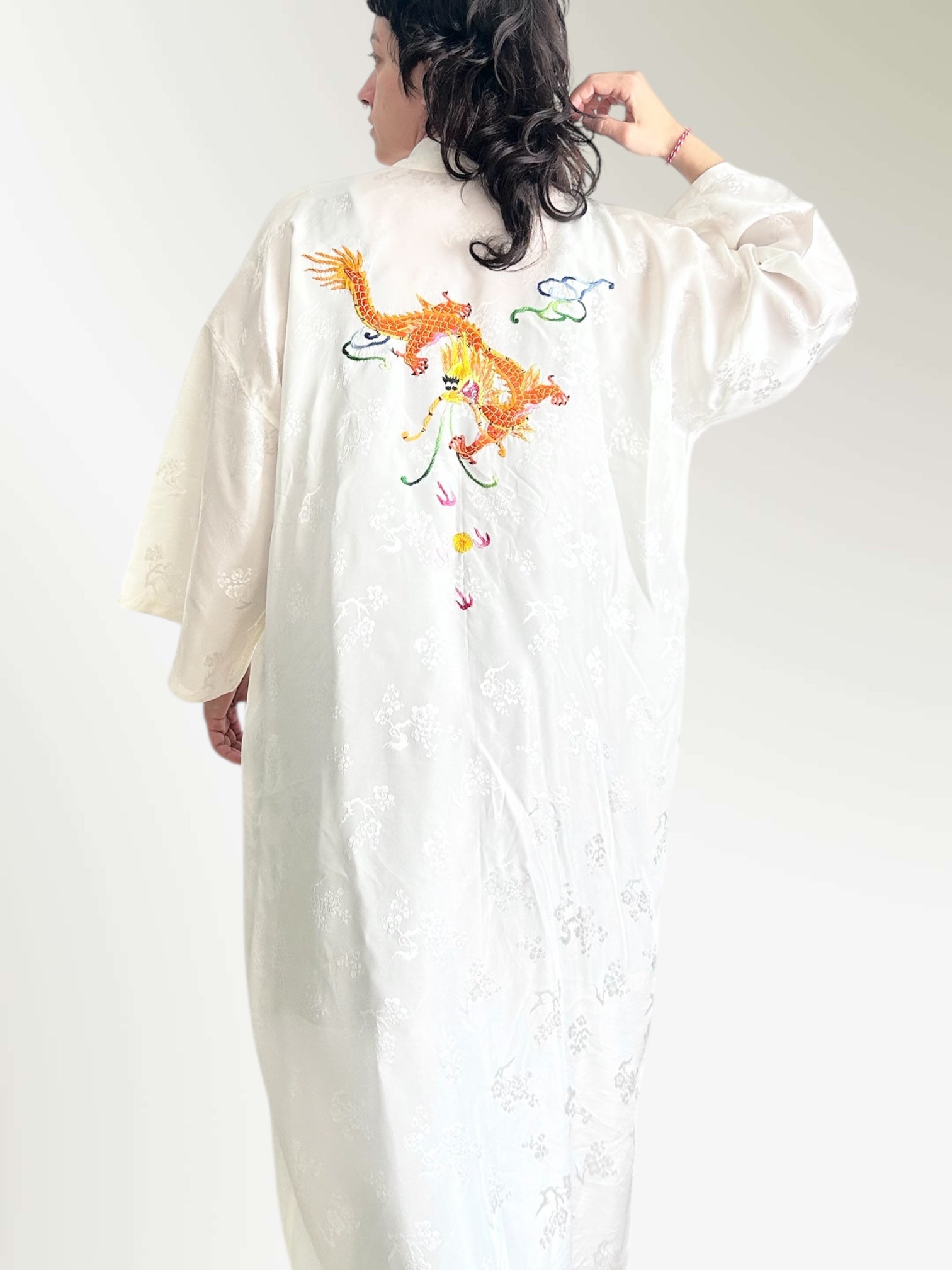 1980s Dragon Embroidered Rayon Kimono Robe