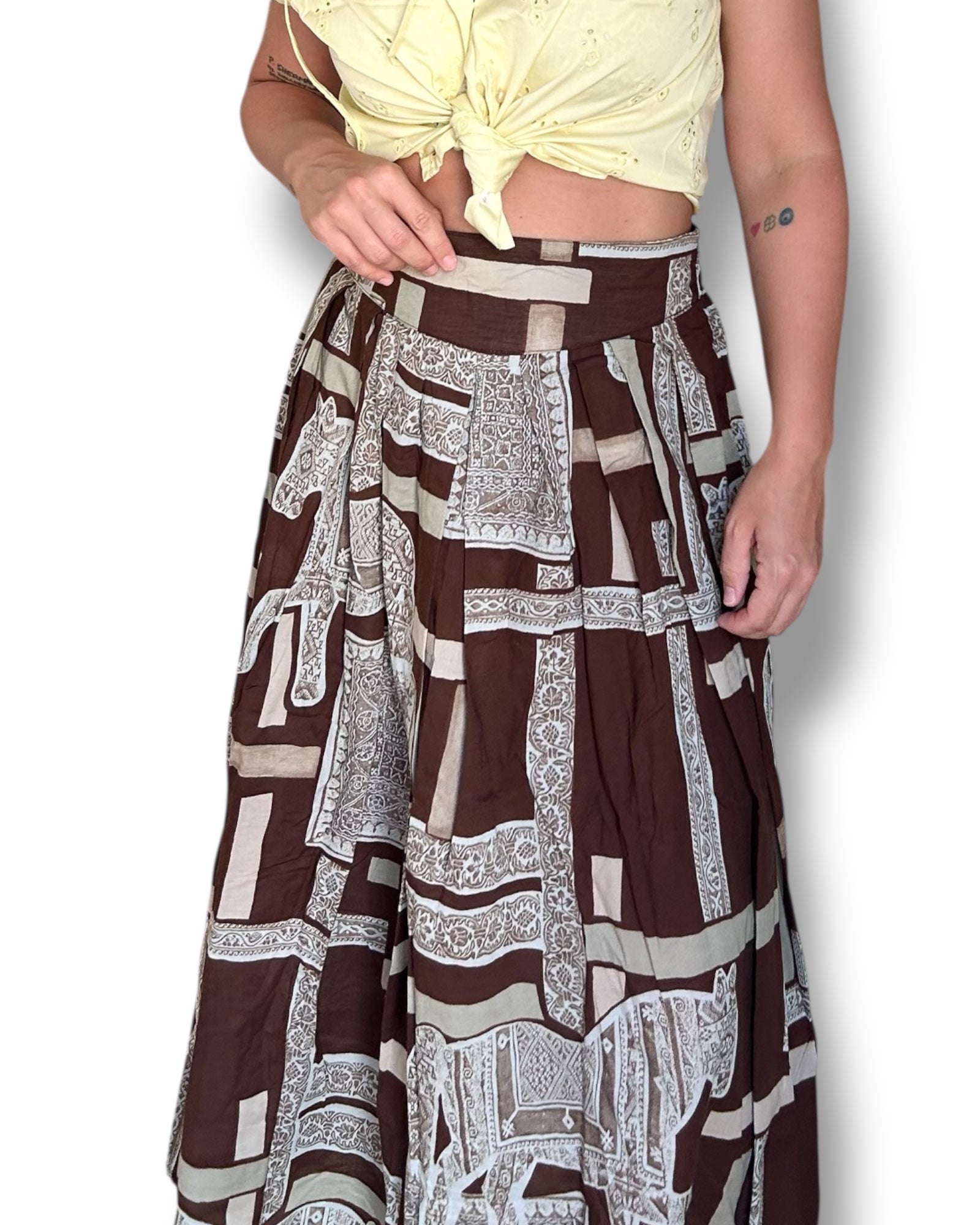 80s/90s Boho Midi Skirt – Brown Geometric & Horse Print