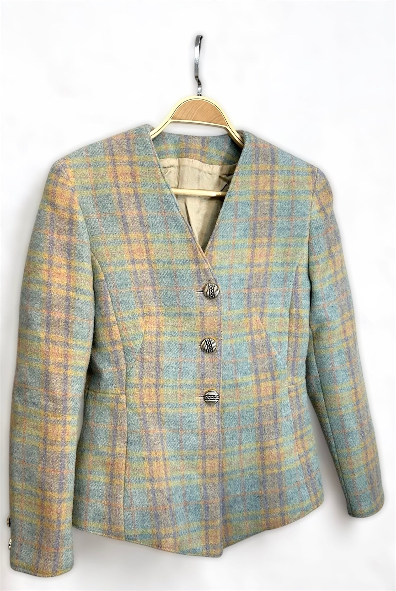 Vintage Plaid Blazer – Pastel Plaid Pattern