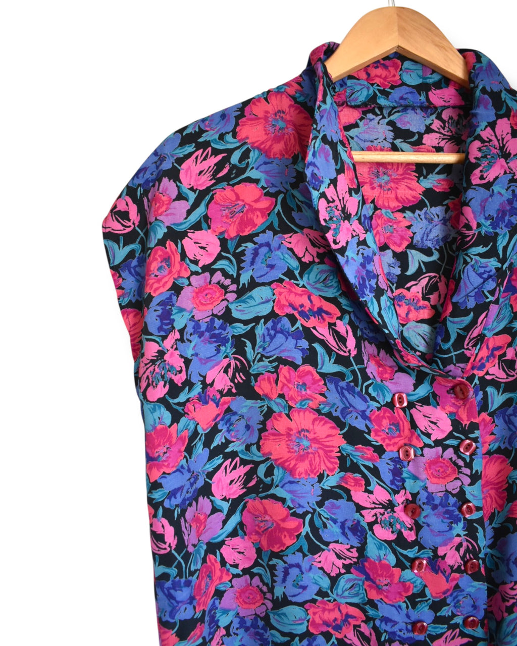 Vintage Sleeveless Women’s Blouse – Floral Print