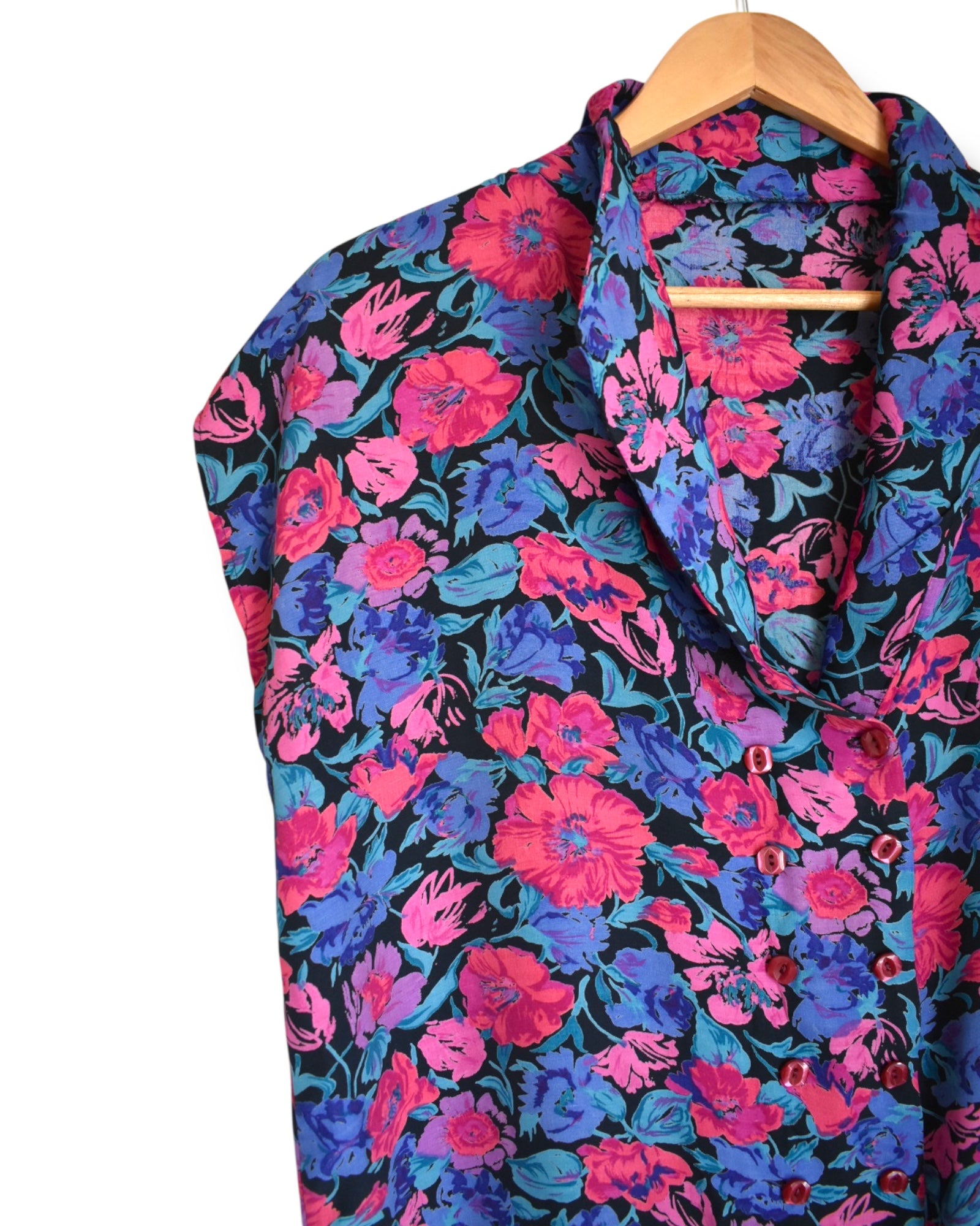 Vintage Sleeveless Women’s Blouse – Floral Print