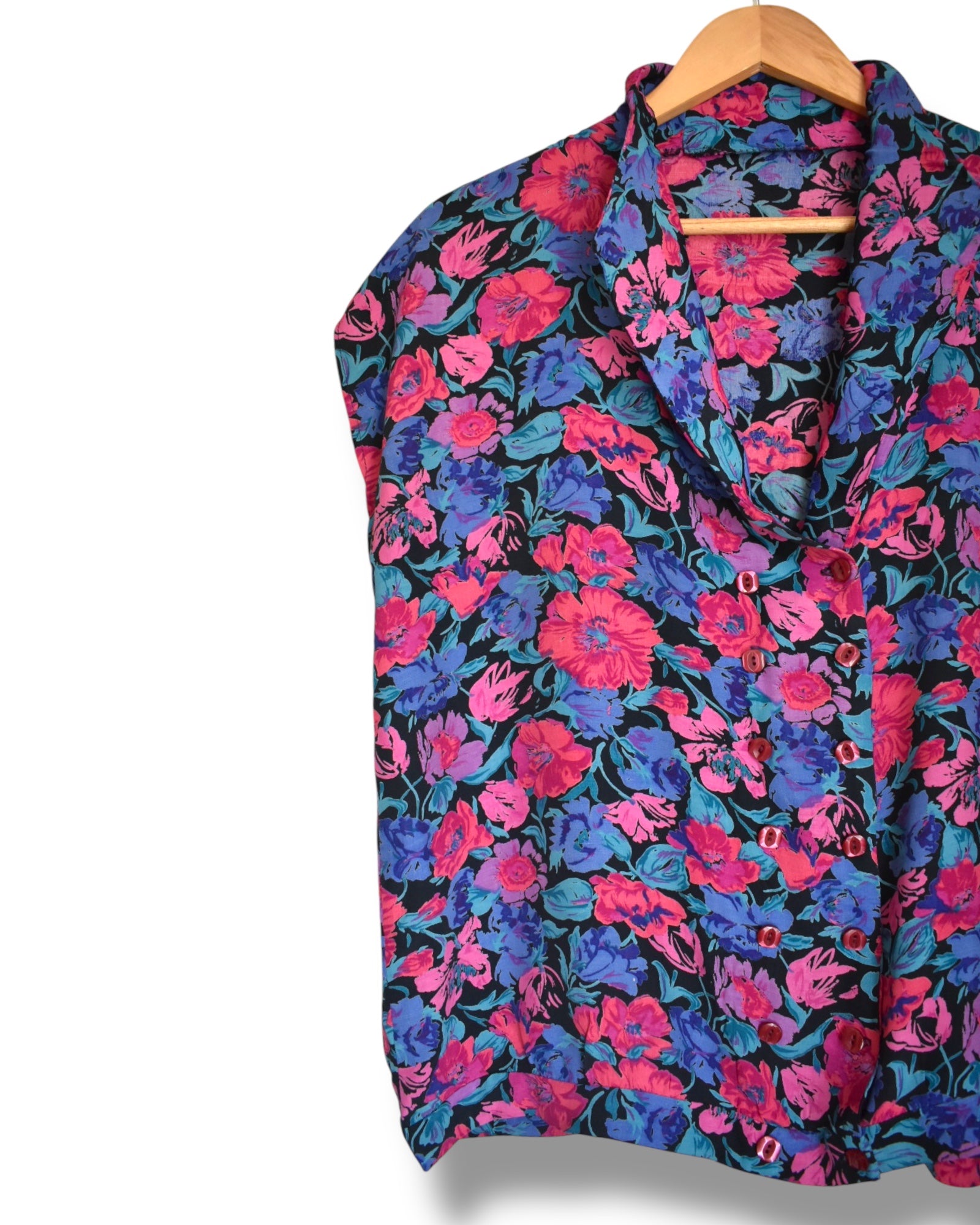Vintage Sleeveless Women’s Blouse – Floral Print
