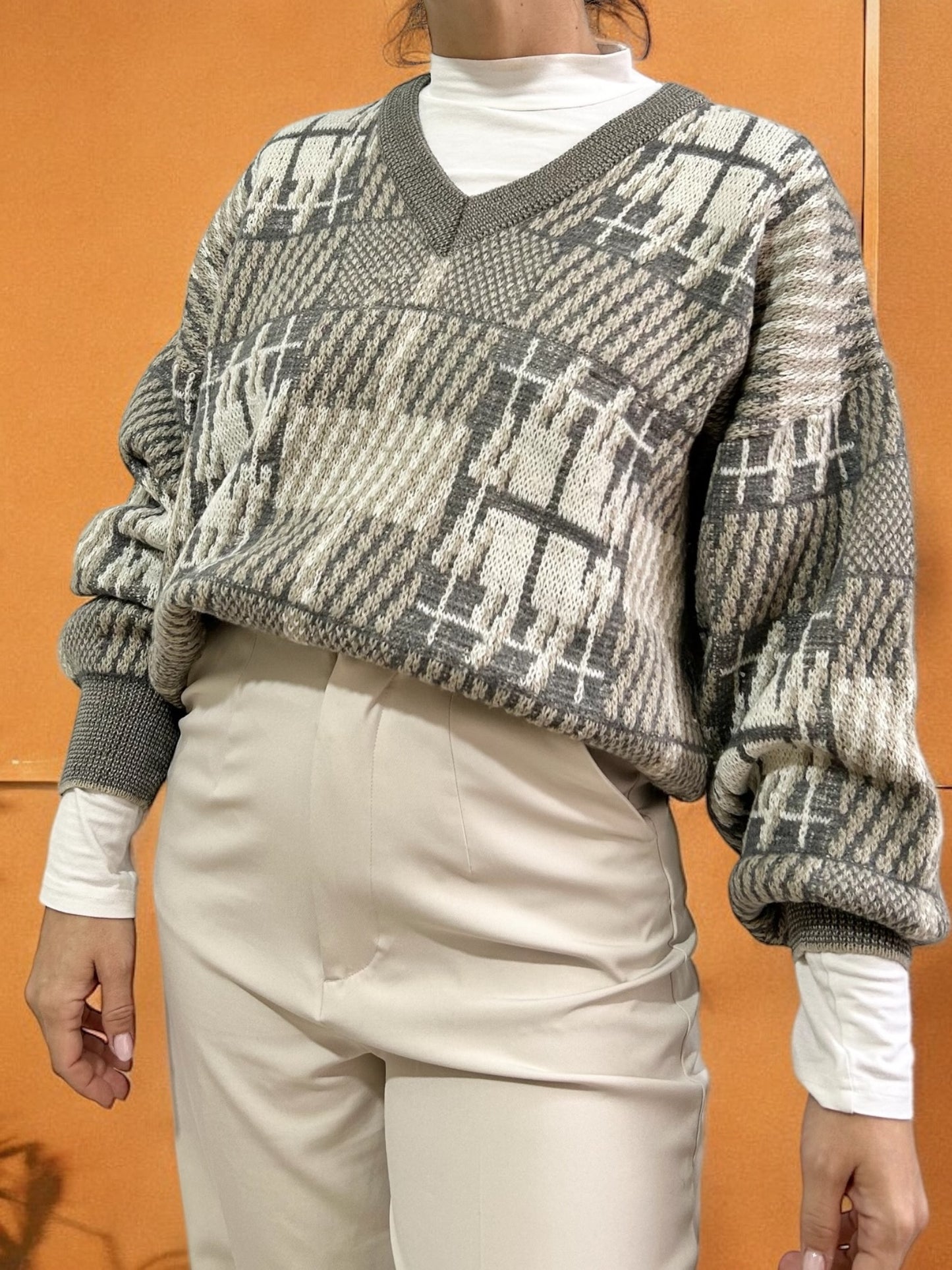 Vintage Patterned Grey Sweater