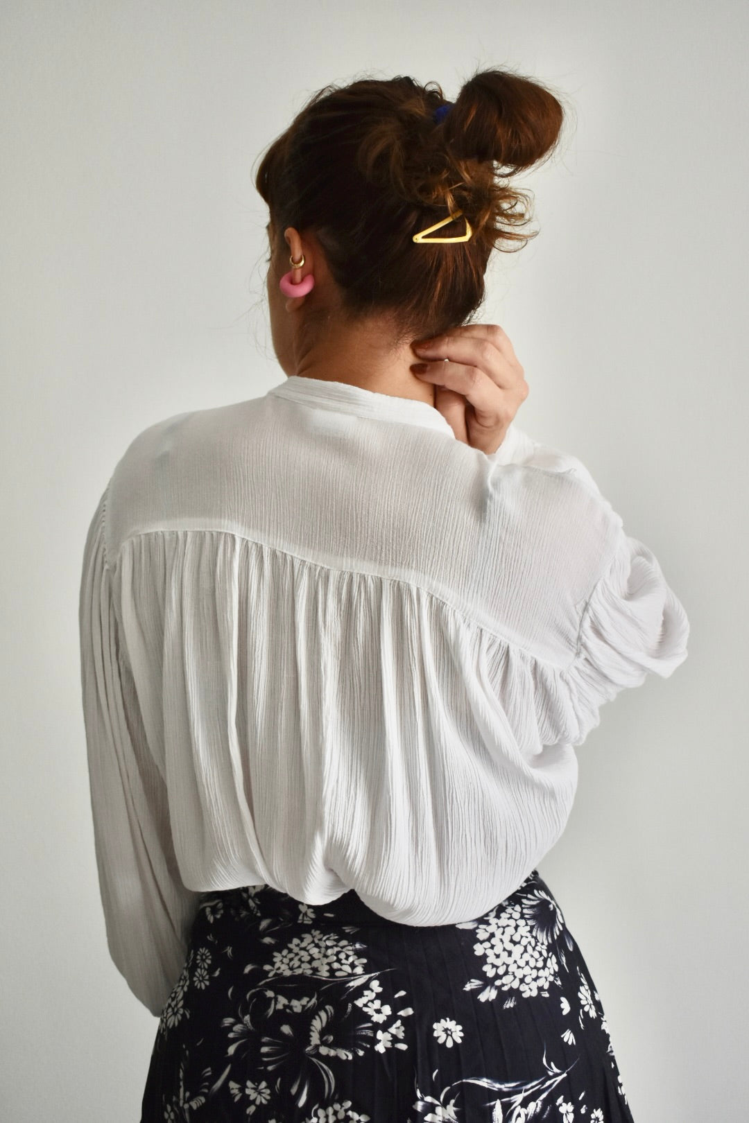 Vintage White Women’s Blouse with Puff Sleeves