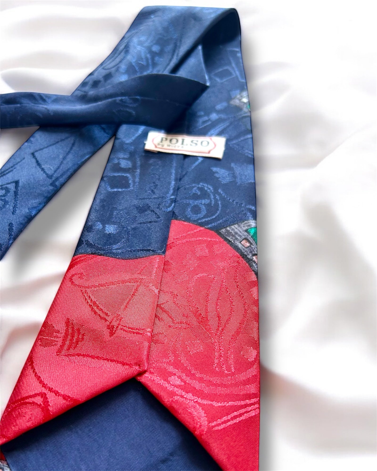 Vintage Hockey Theme Tie — 1990s