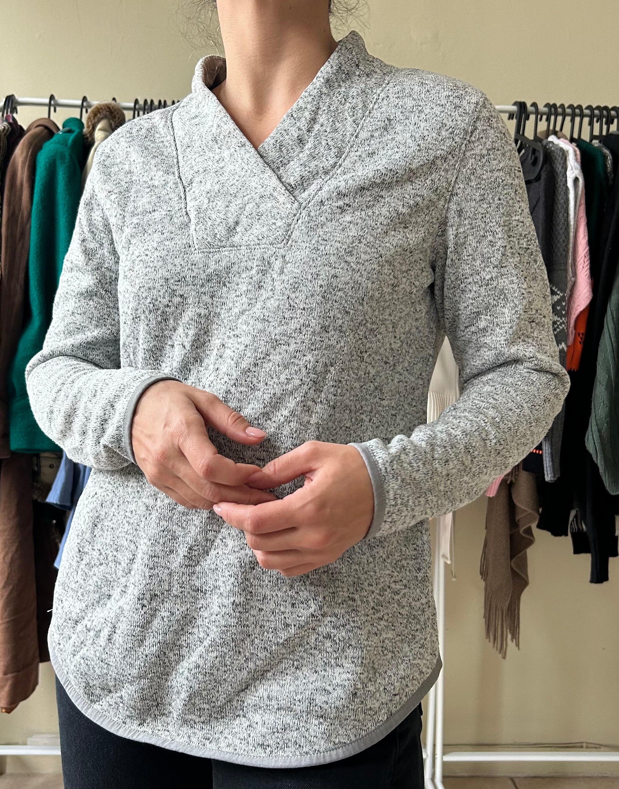 Grey Knitted Shel Fleece M