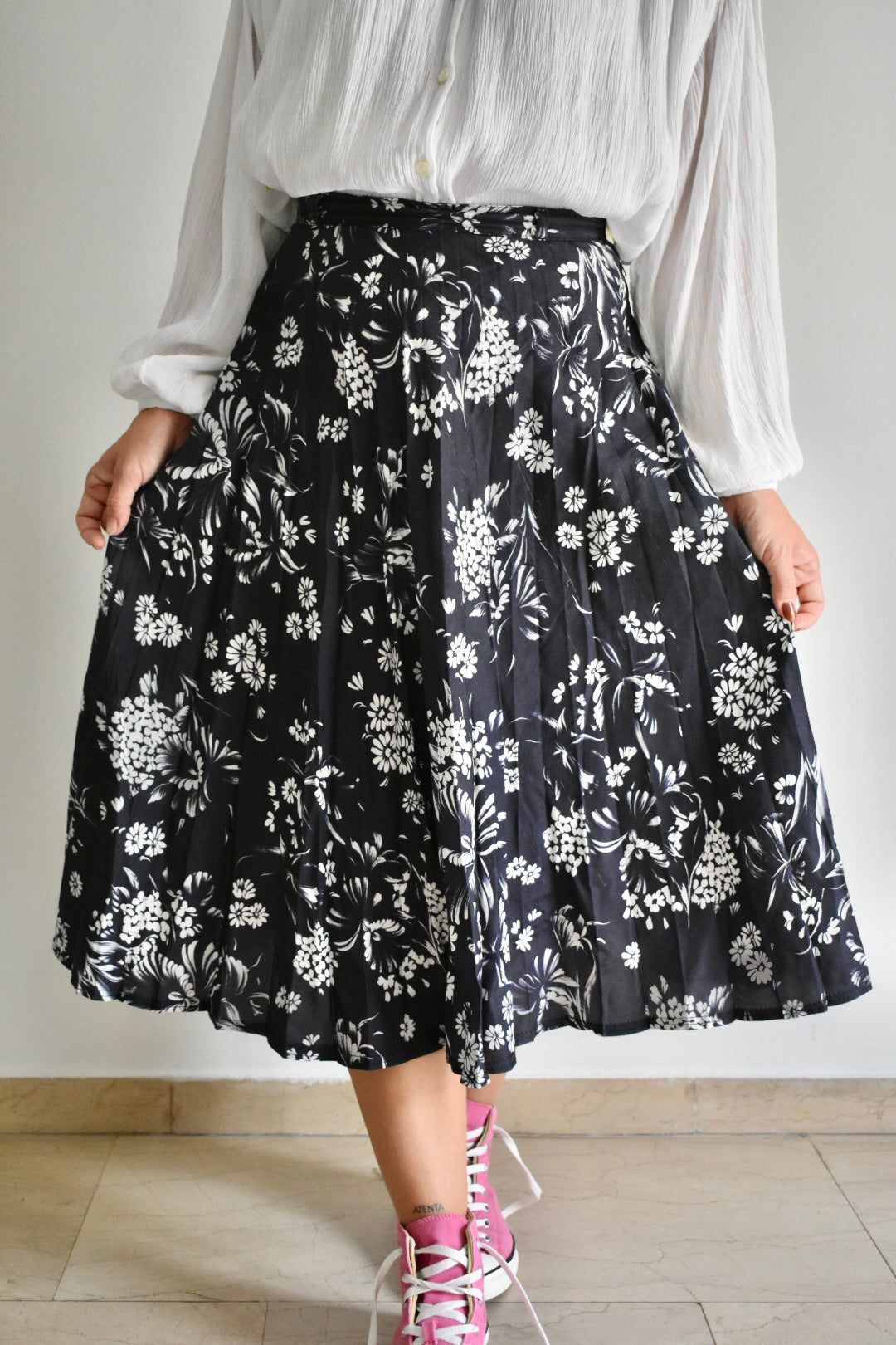 Vintage Dark Blue Flared Midi Skirt with Floral Print