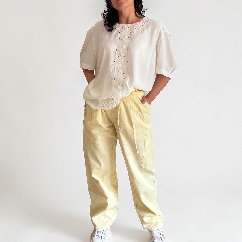 Vintage Romantic Off-White Blouse • Floral Broderie Anglaise