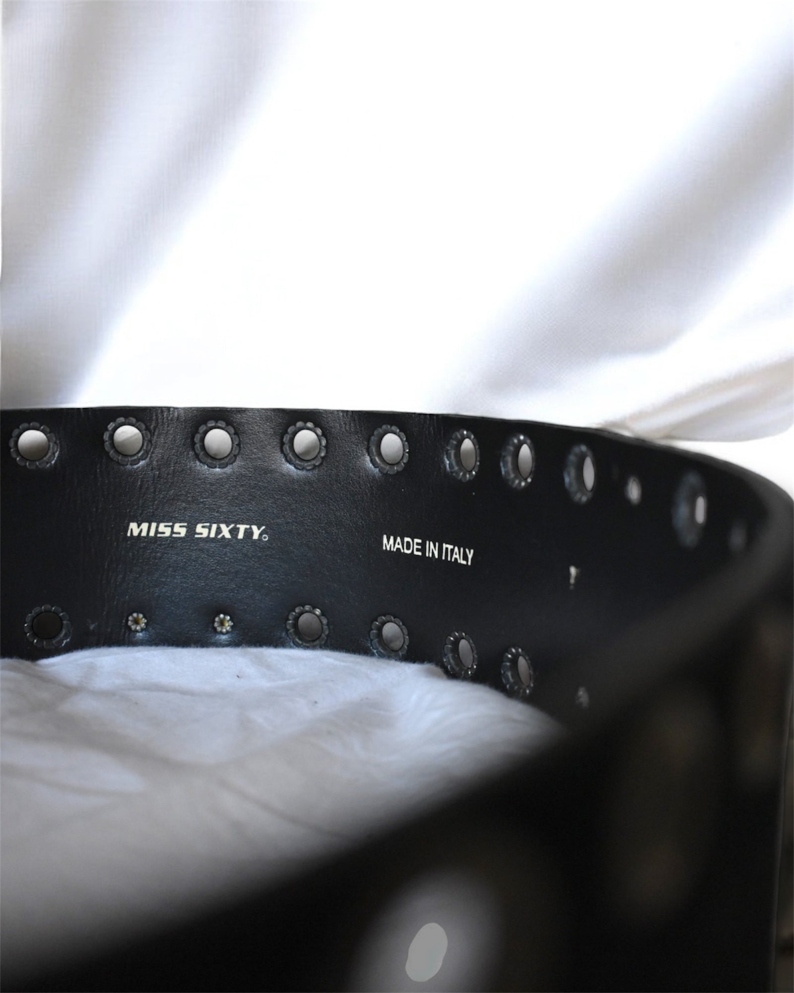 Miss Sixty “Ellie Belt” – Y2K Wide Suede Grommet Lace-Up Belt – Made in Italy – New with Tags