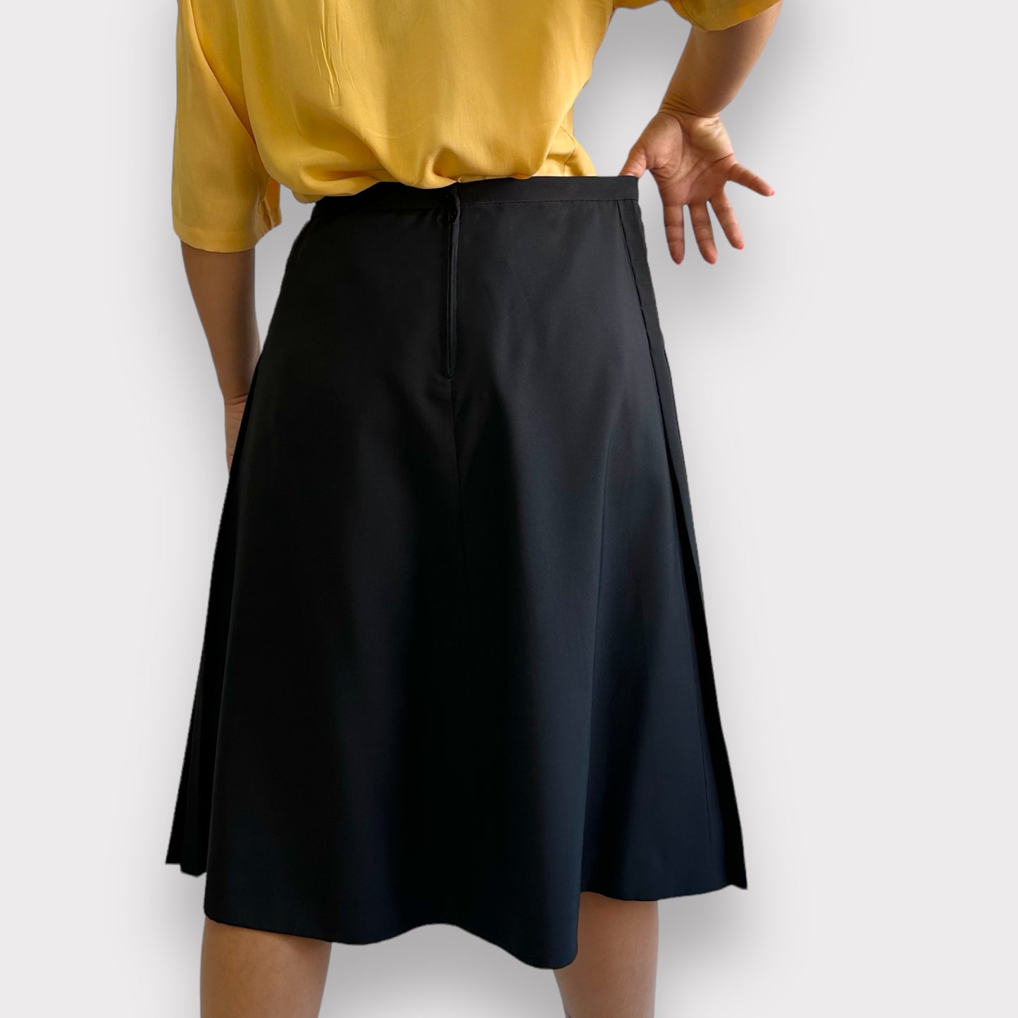 70’s Black Pleated Skirt