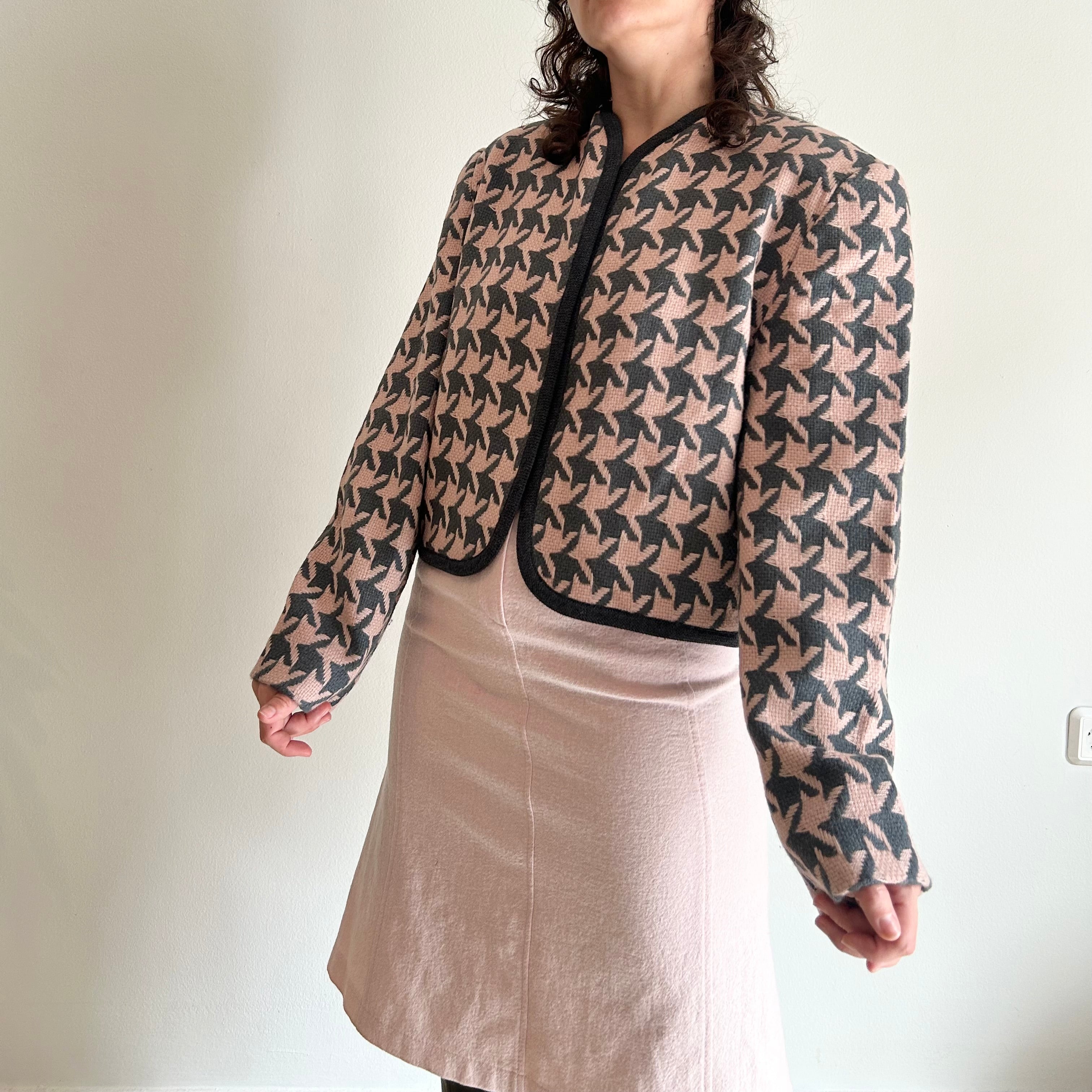 Vintage "Andres" Designer Bolero – Textured Starburst Houndstooth in Grey & Soft Pink