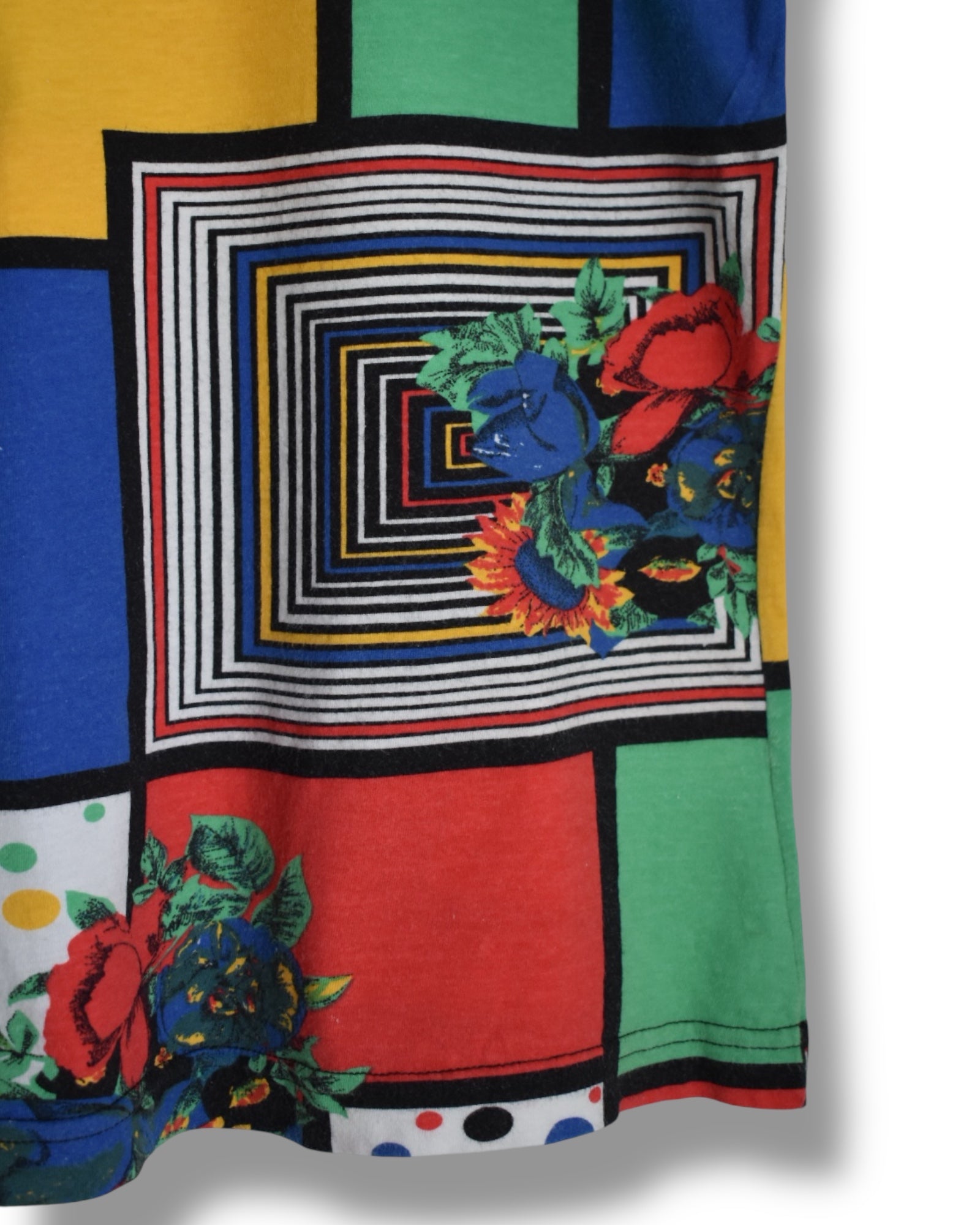 Vintage T-Shirt – Color Block & Pattern Mix with Shoulder Pads