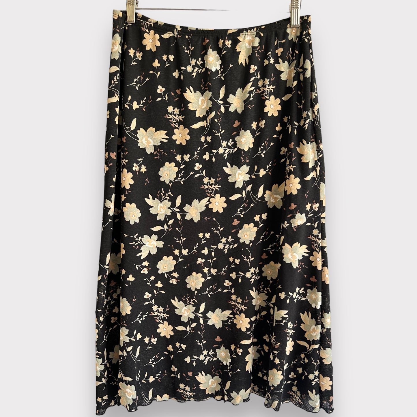 90’s Floral Skirt