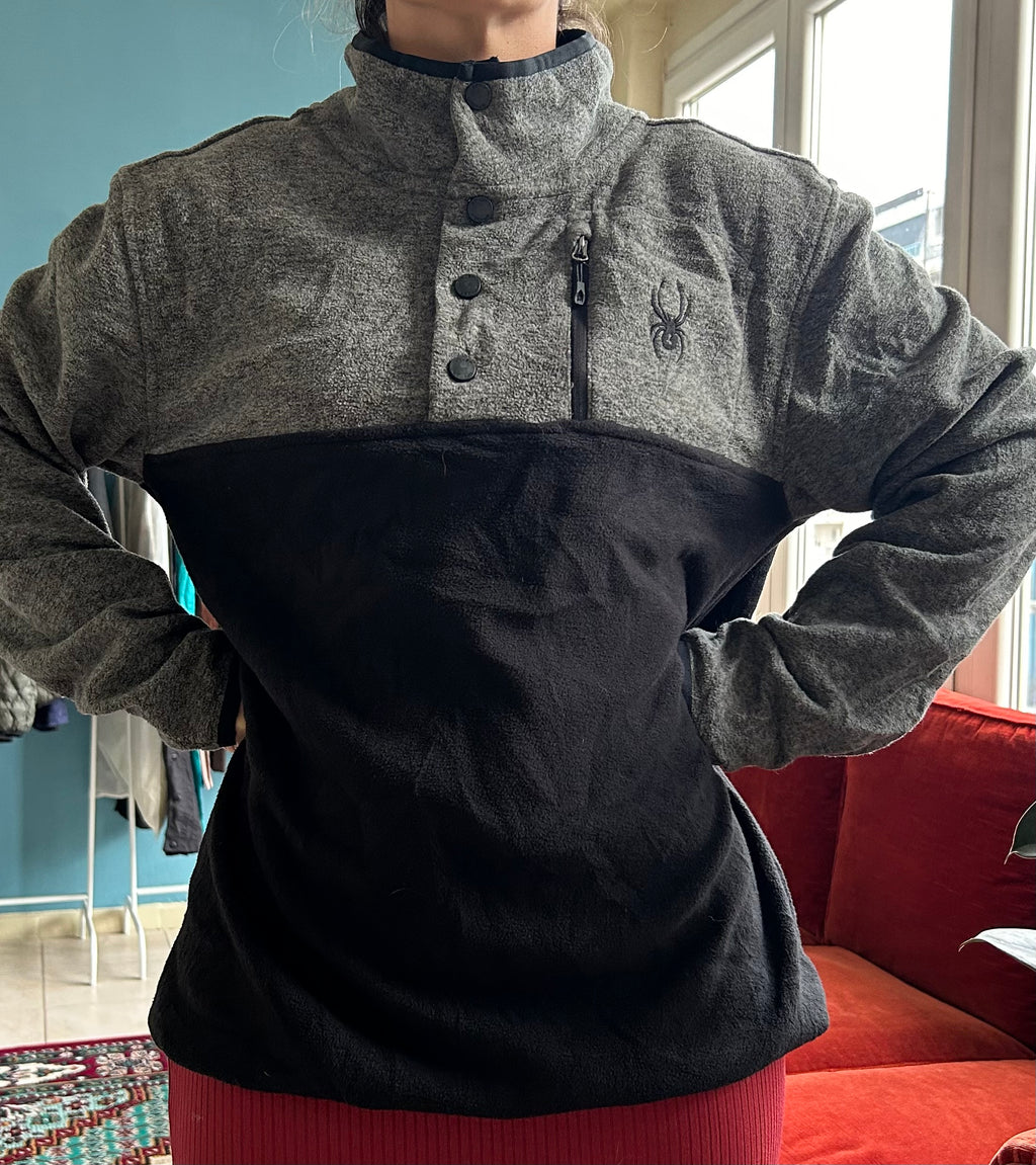 Long Sleeve Fleece Shirt - Spider