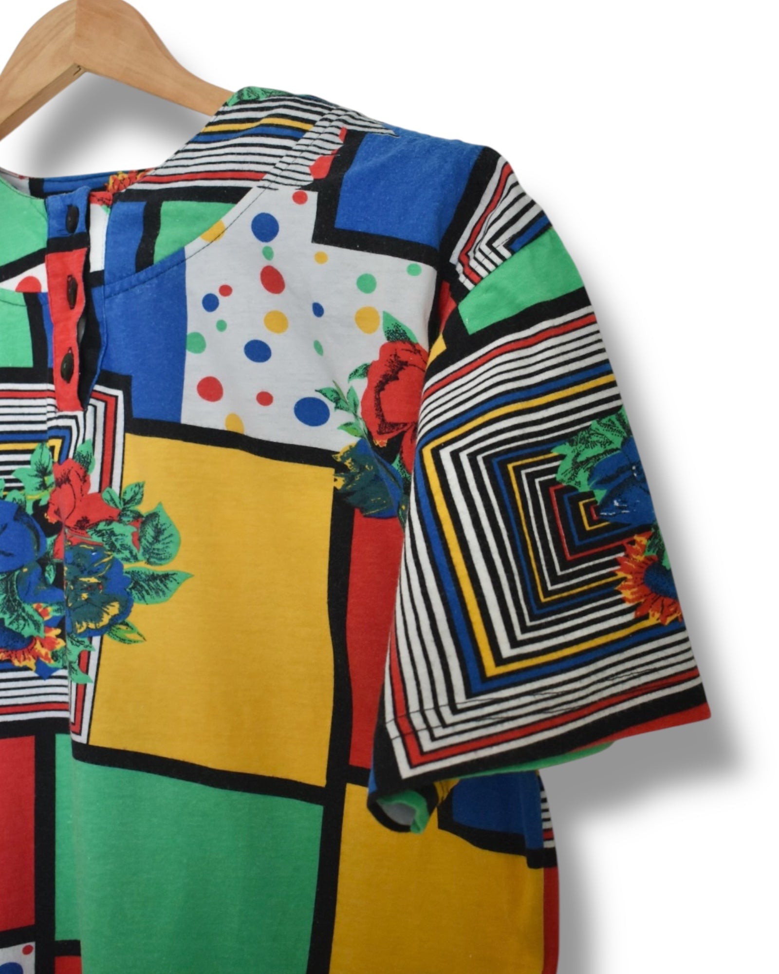 Vintage T-Shirt – Color Block & Pattern Mix with Shoulder Pads