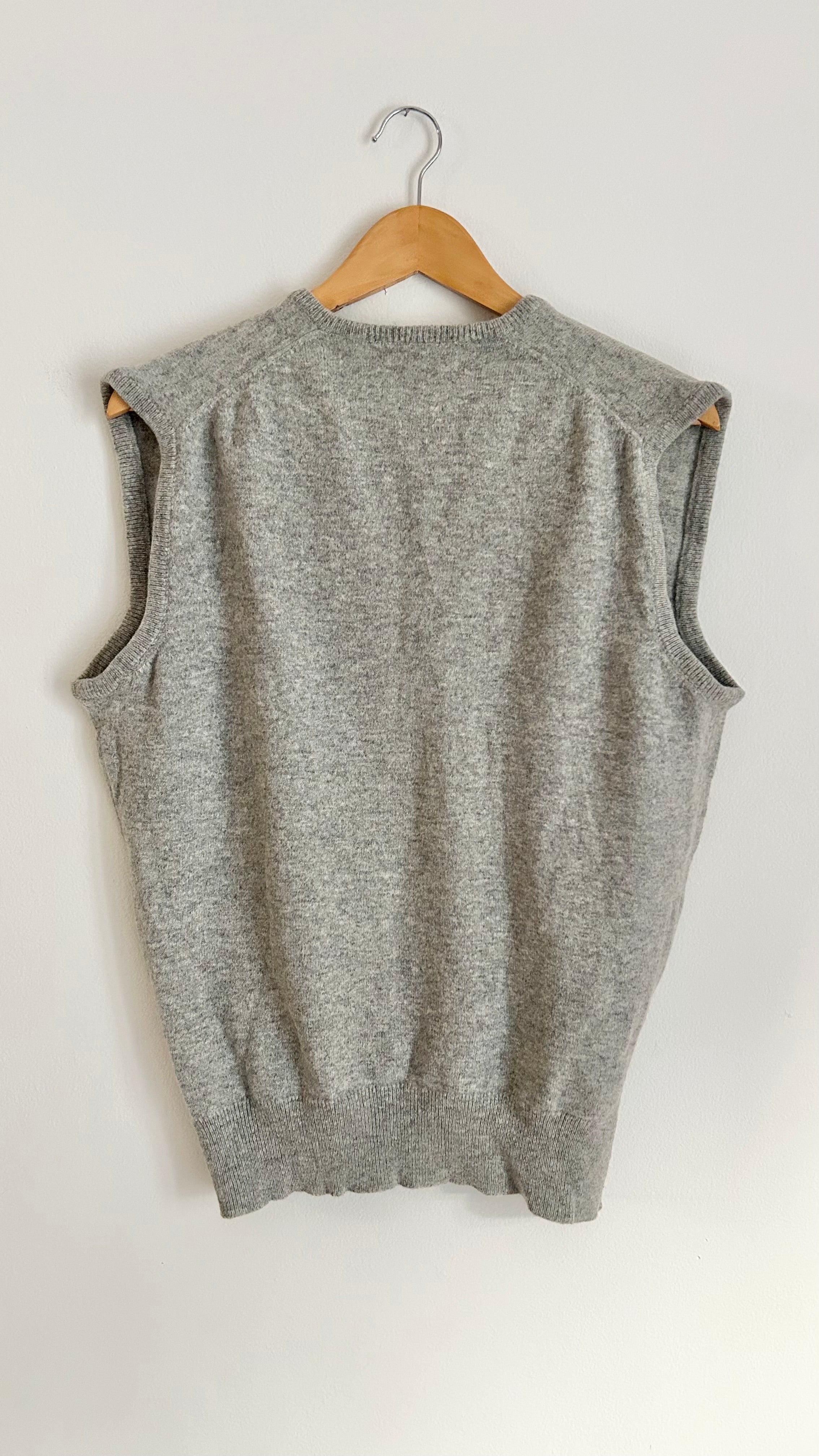 Vintage Gray V-Neck Vest – 100% Australian Lambswool (Size 54)