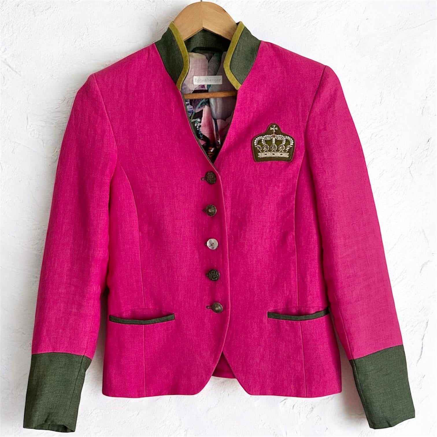 Heritage Trachten Statement Blazer – Fuchsia Linen & Olive Contrast