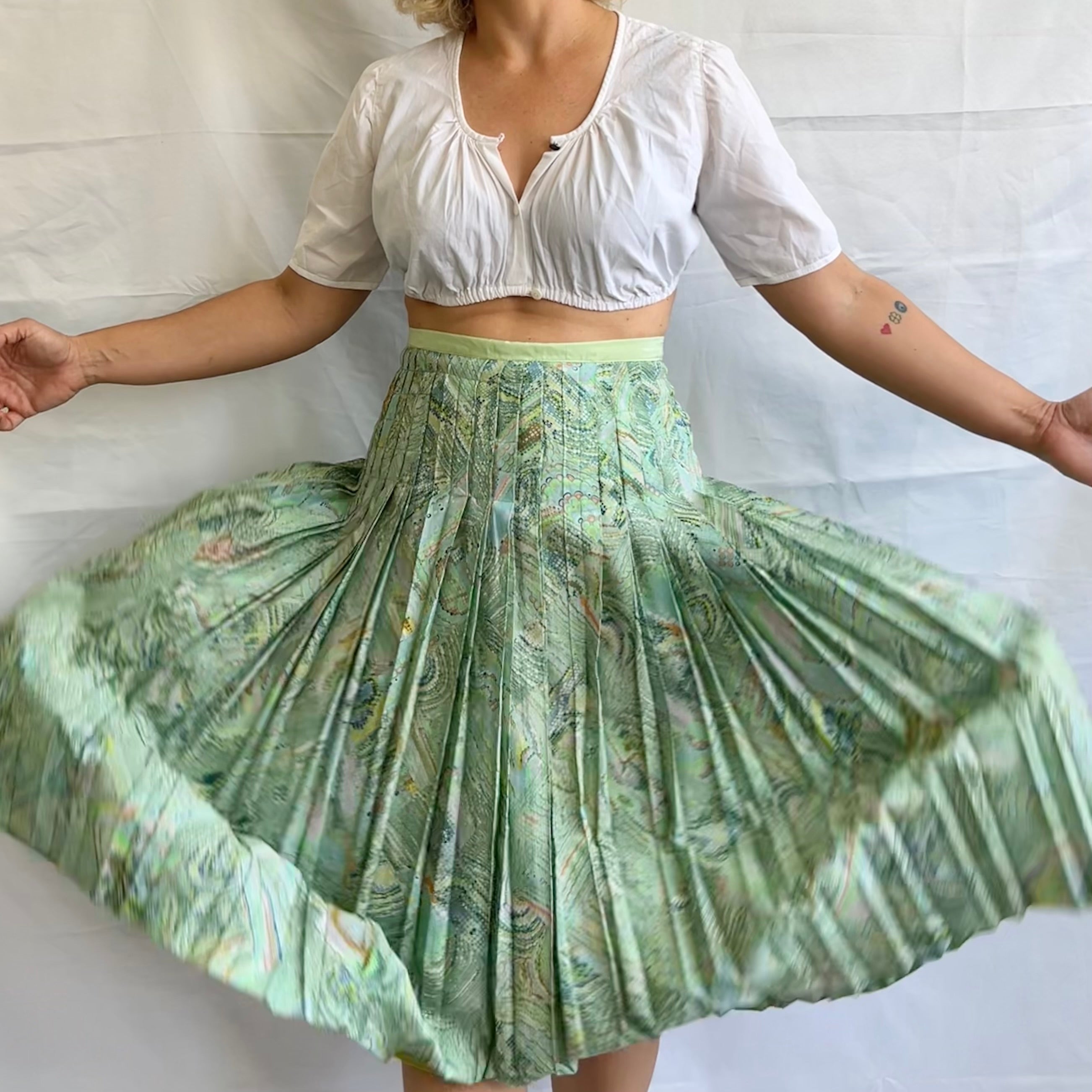 Vintage Pleated Floral Skirt