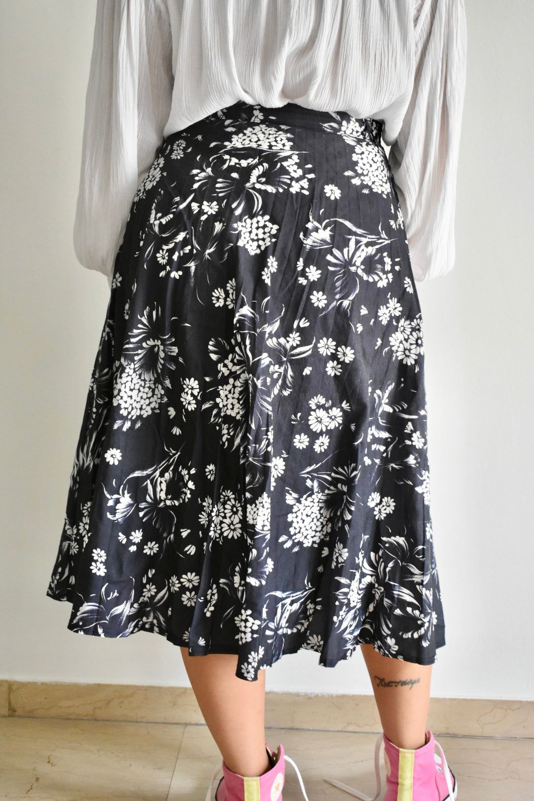 Vintage Dark Blue Flared Midi Skirt with Floral Print