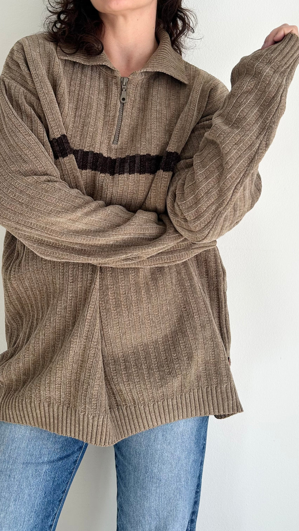 Vintage Brown Ribbed Knit Sweater – Polo Collar & Chest Zipper