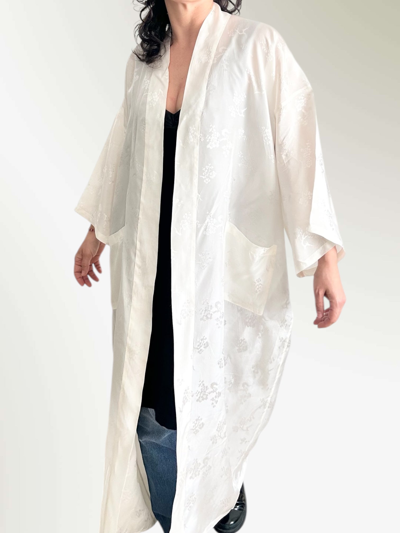 1980s Dragon Embroidered Rayon Kimono Robe