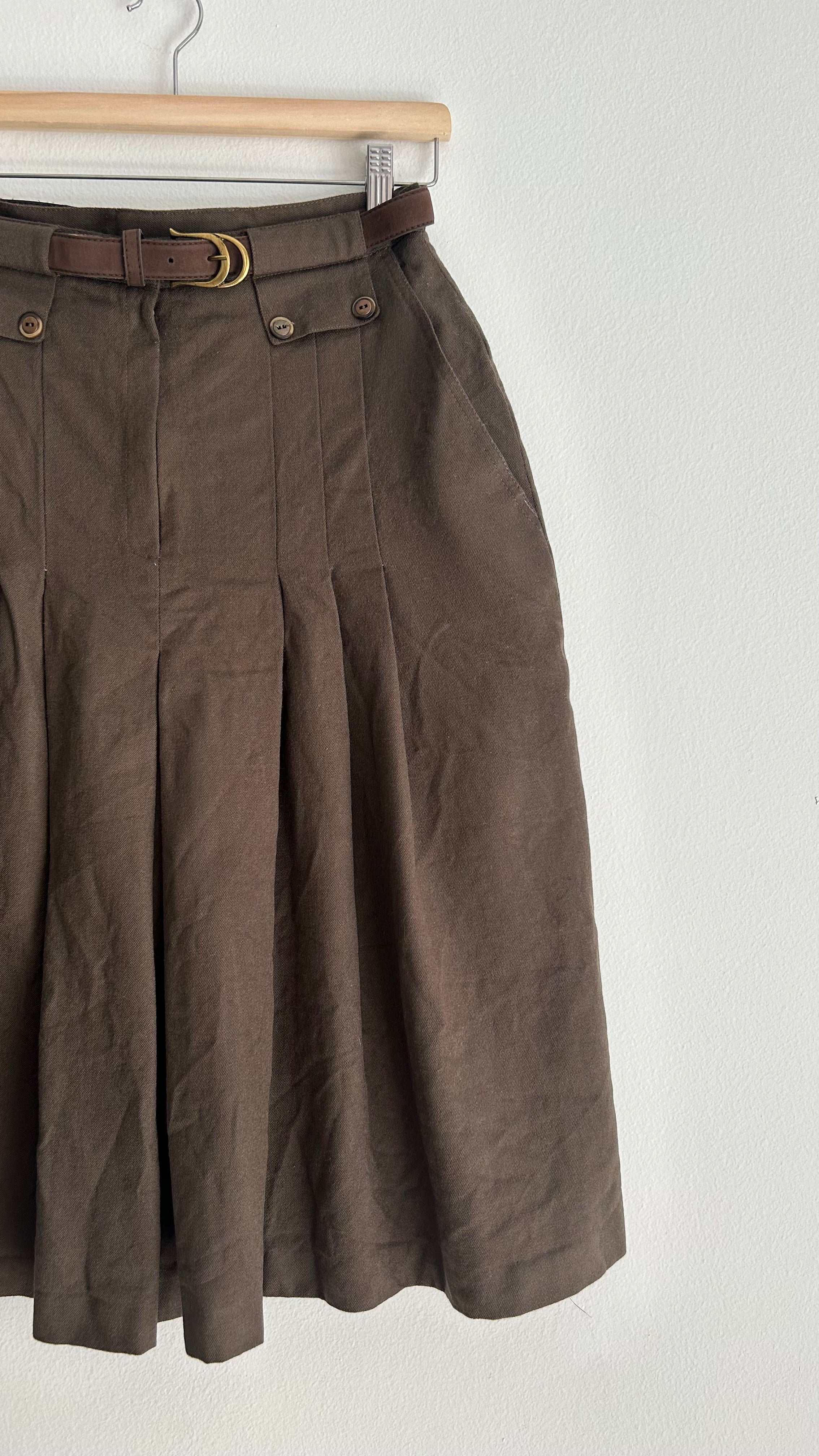Vintage Wool Midi Skirt – Dark Brown Pleated with Belt (S–M)