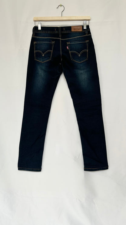 Levi’s Low Waisted Slim Fit 571 W 27 L 32