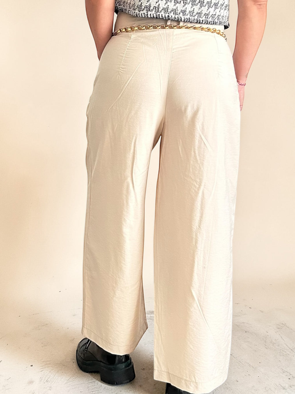 Vintage High-Waisted Pleated Culottes