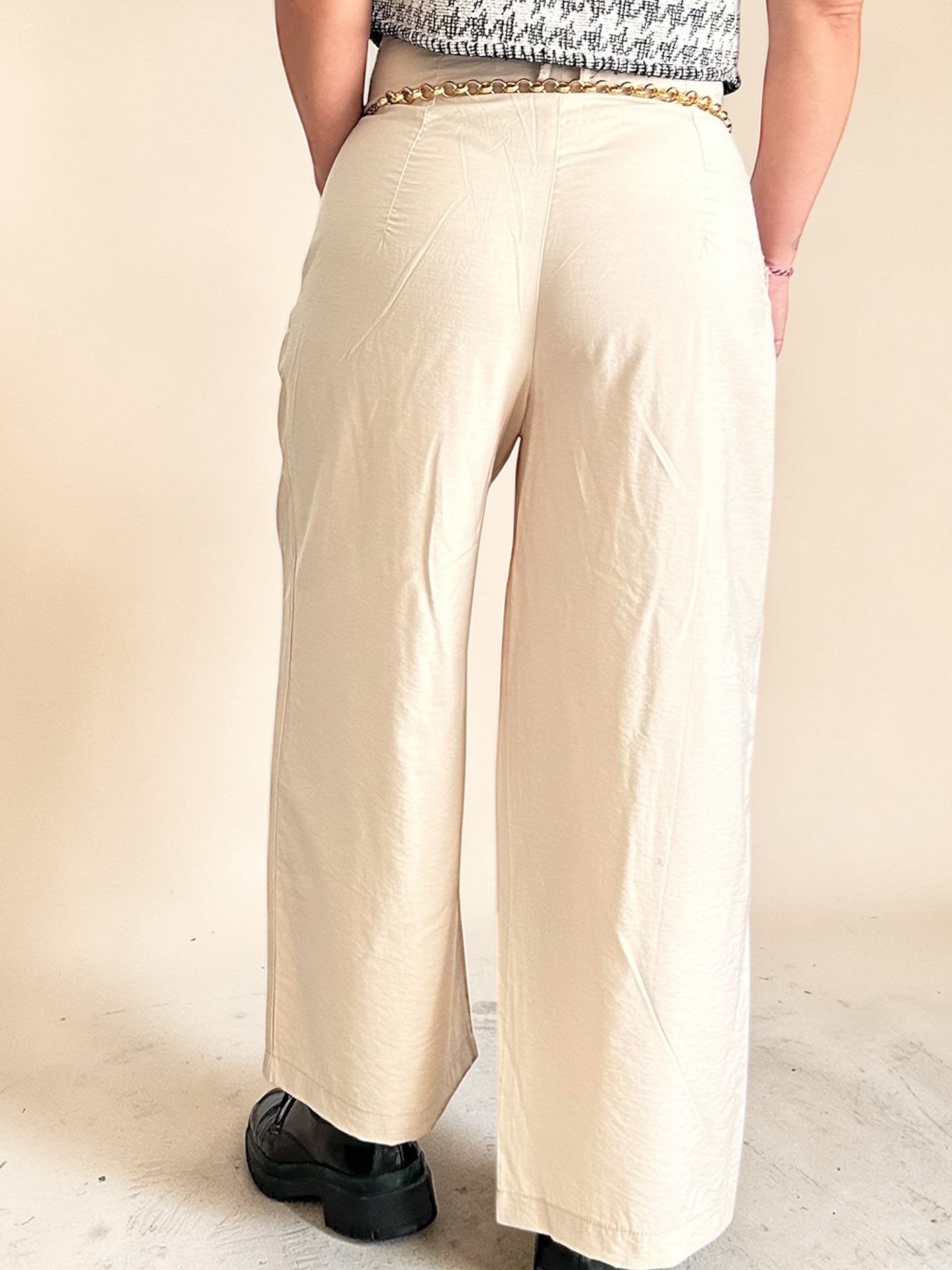 Vintage High-Waisted Pleated Culottes