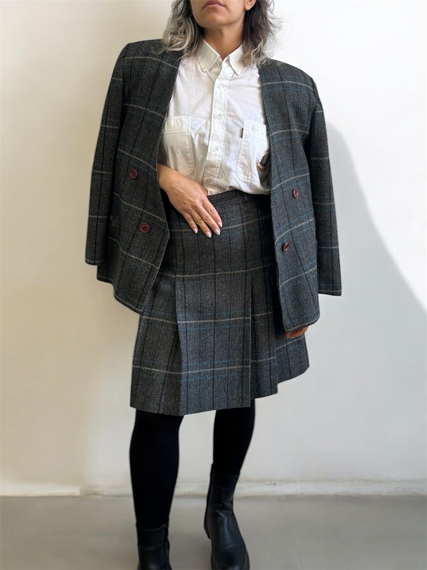 70’s Set Wool Pleated Skirt & Blazer ( Shoulder Pads)