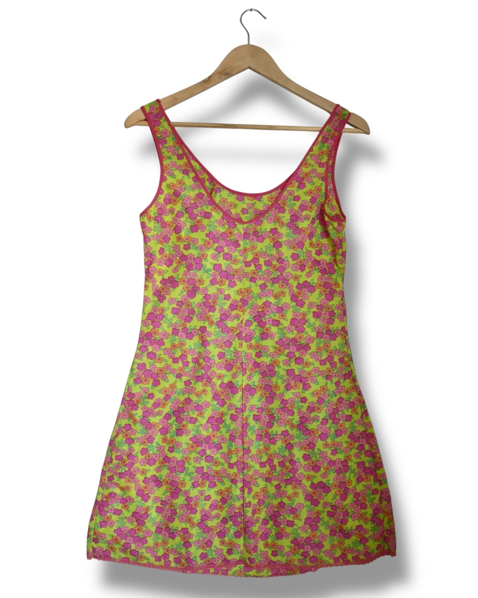 Vintage 70s Nightdresses – Geometric Prints & Vertical Stripes