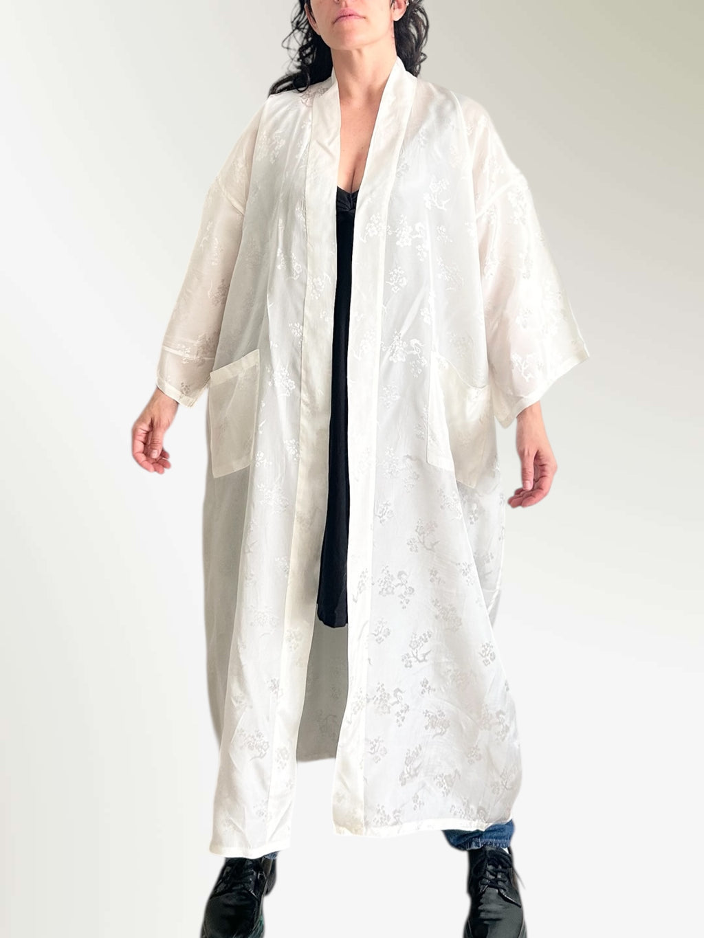 1980s Dragon Embroidered Rayon Kimono Robe