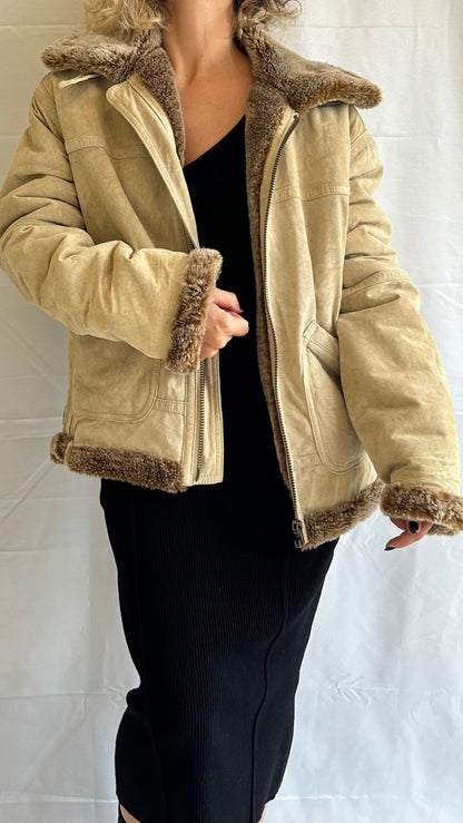 Vintage Jacket 100% Leather & Faux Fur