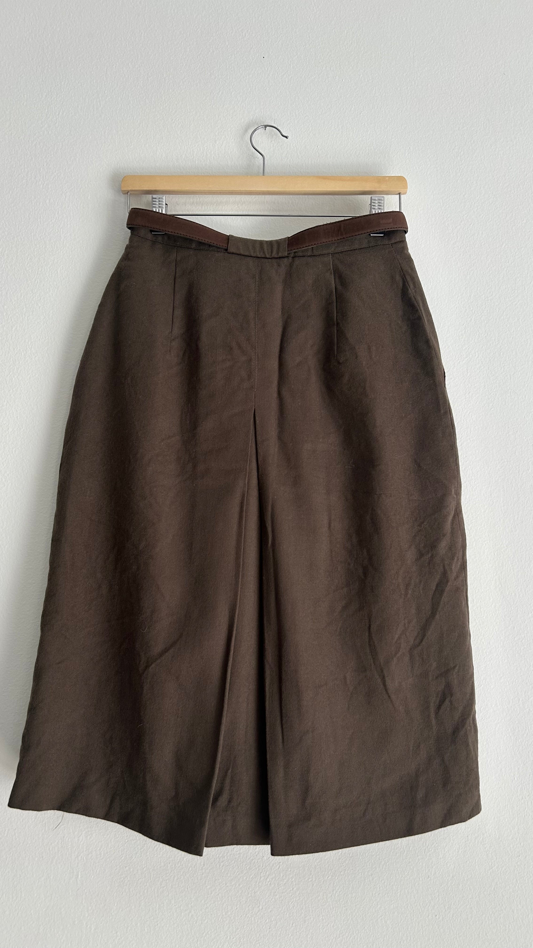 Vintage Wool Midi Skirt – Dark Brown Pleated with Belt (S–M)