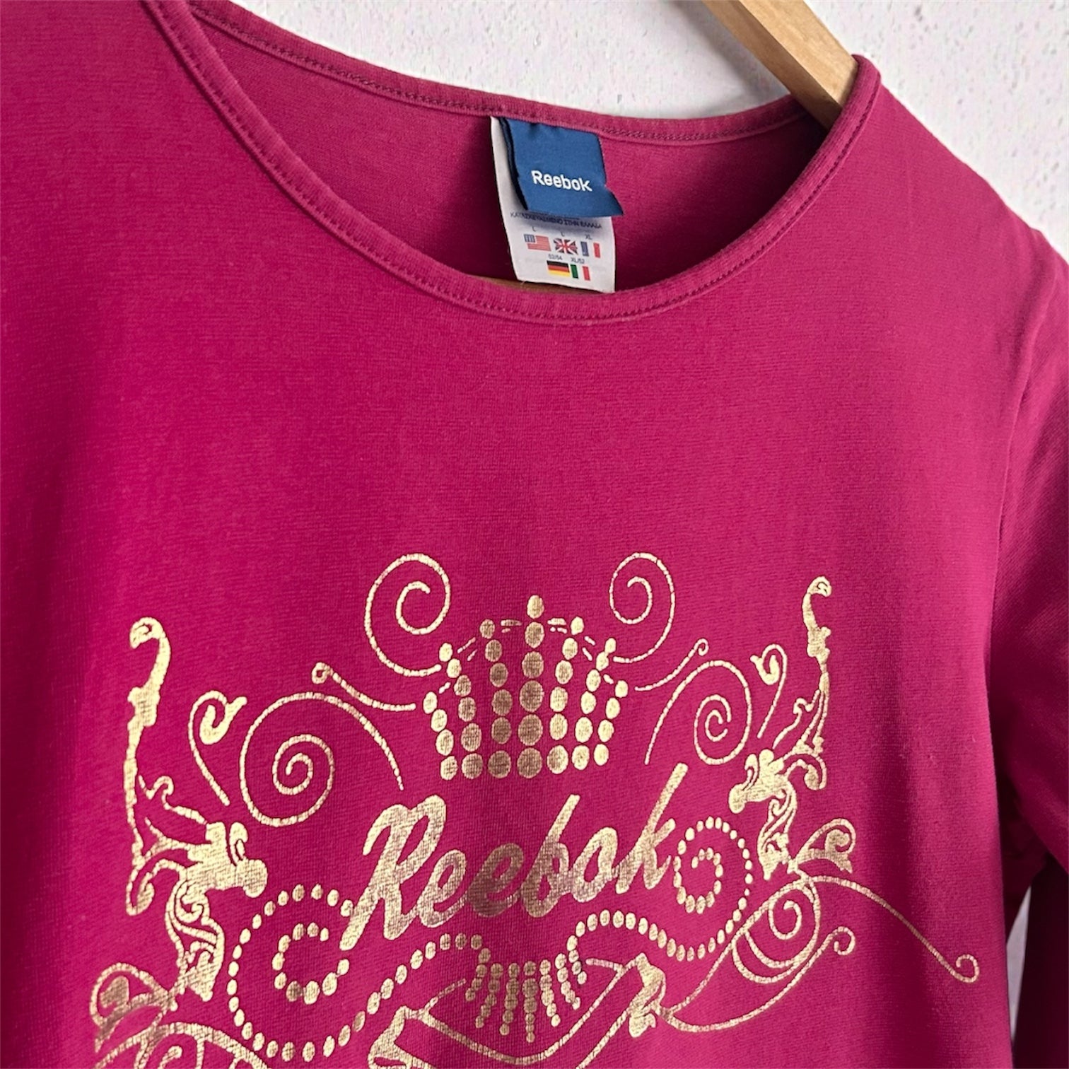 Early 2000s Y2K Reebok "Royal Crown" Long Sleeve – Magenta & Gold