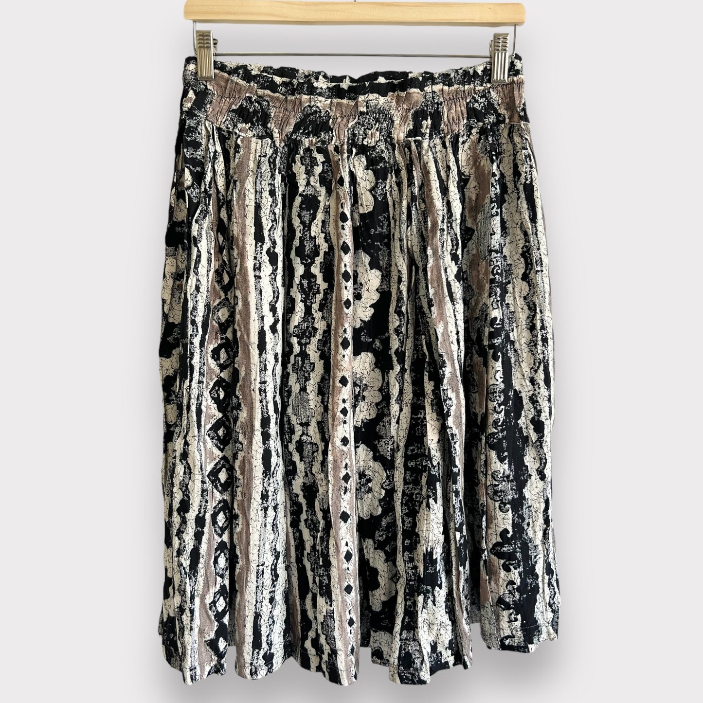 Vintage Patterned Midi Skirt