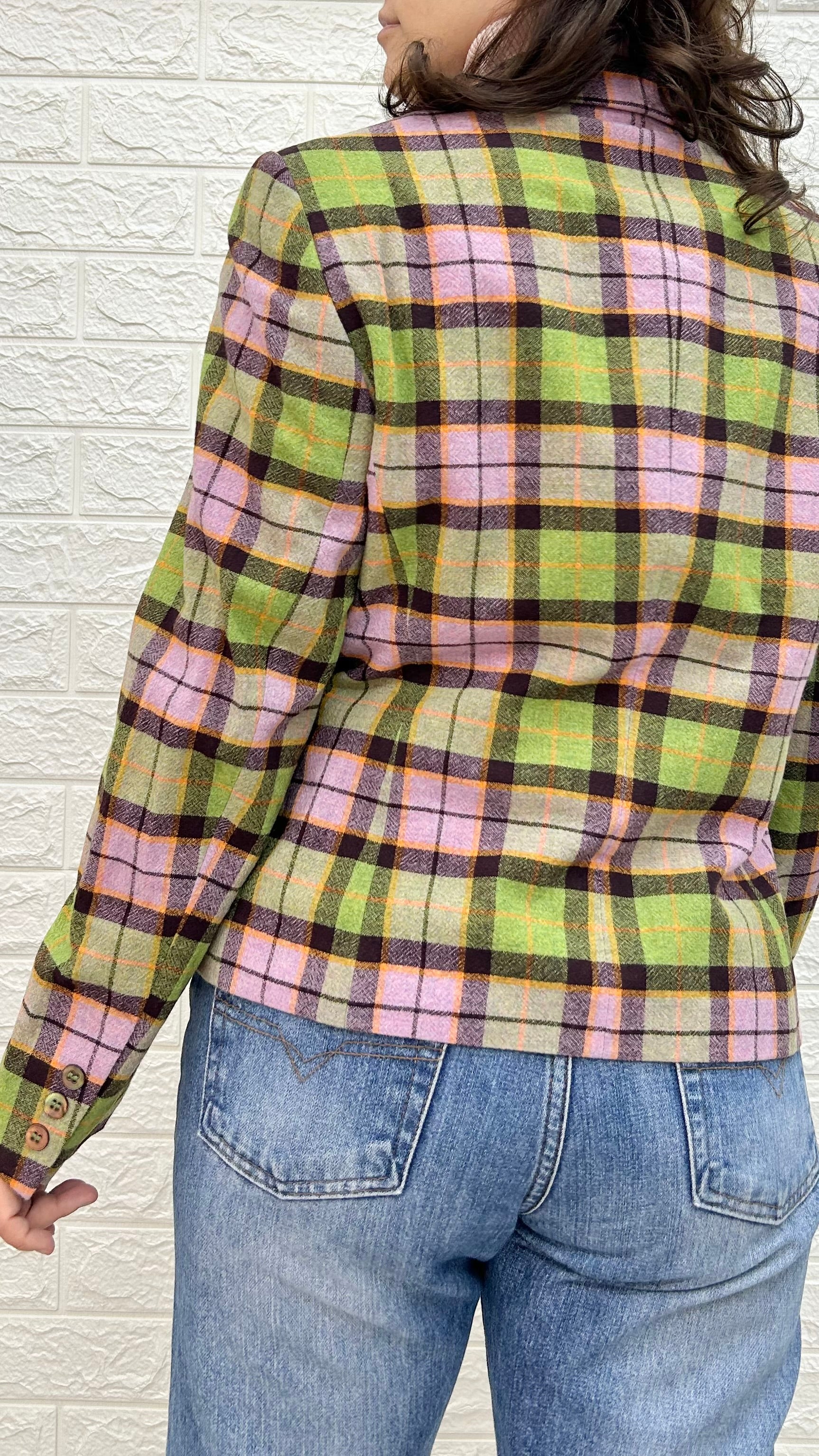 Vintage Plaid Blazer – Color Statement