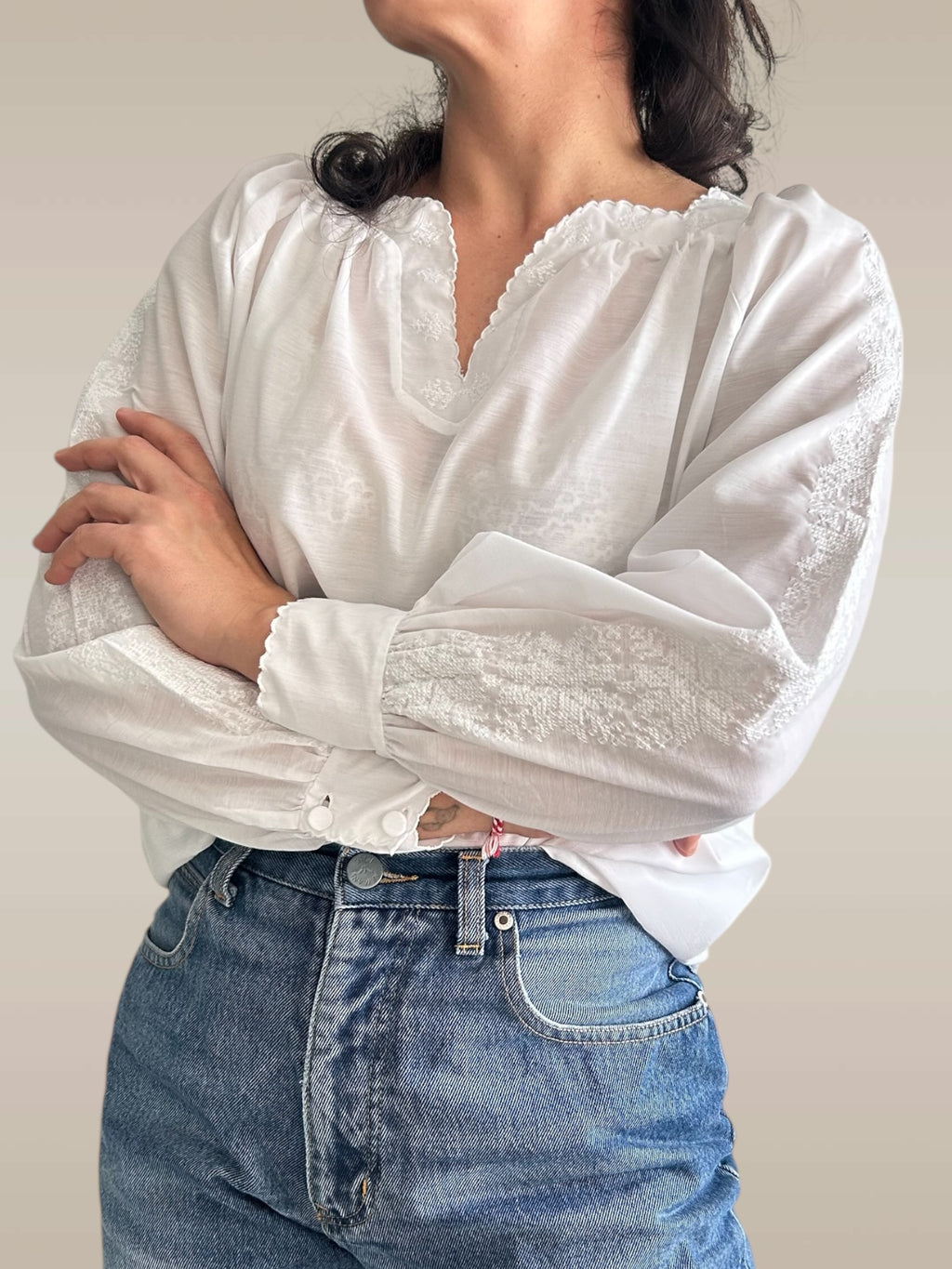 70s White Boho Peasant Blouse • Embroidered Sleeves