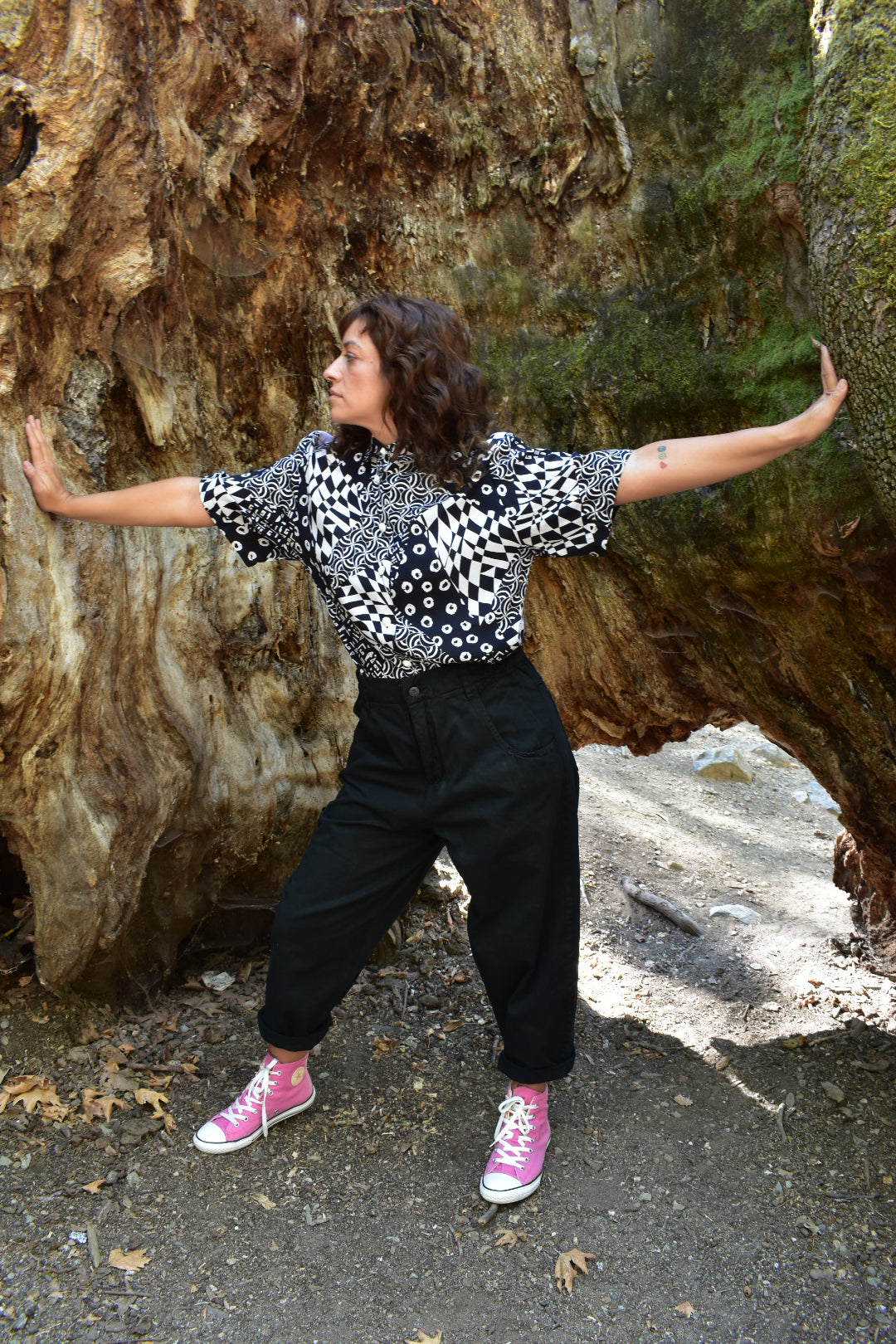 Vintage Button-Up Shirt (Abstract Black & White Print)