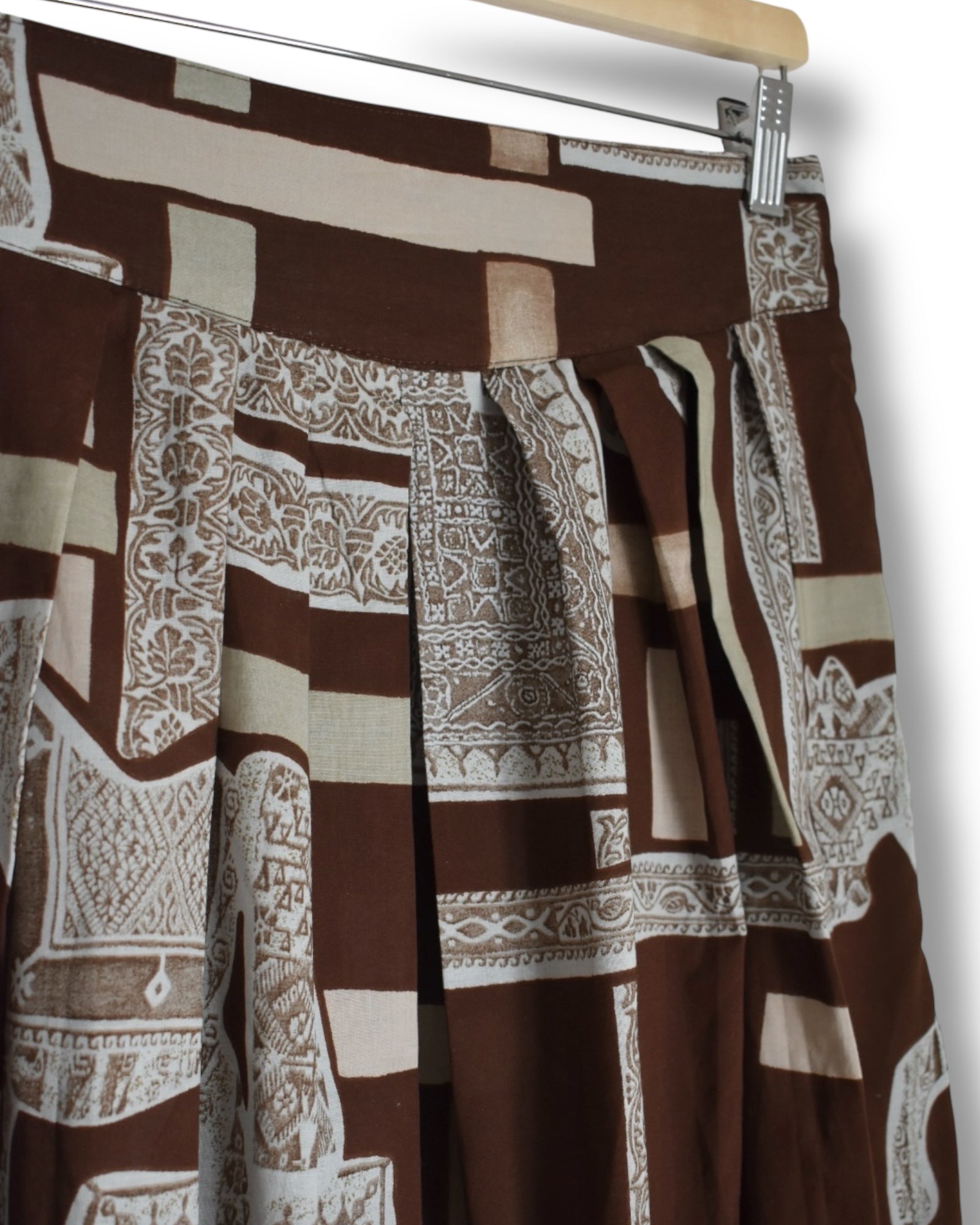80s/90s Boho Midi Skirt – Brown Geometric & Horse Print