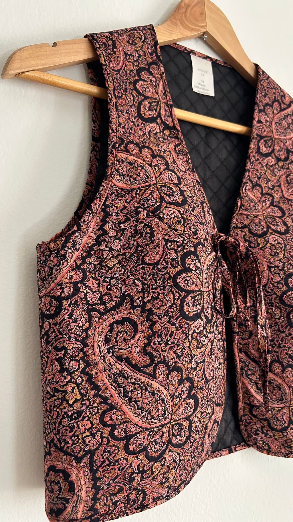 1970s Vintage Quilted Vest & Pleated Skirt Set – 100% Viscose, High Waist Boho Two-Piece