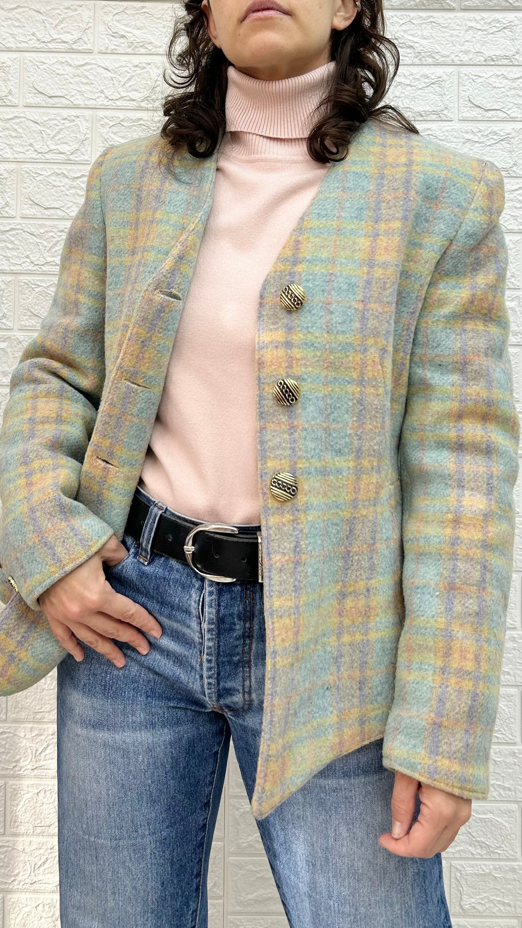 Vintage Plaid Blazer – Pastel Plaid Pattern