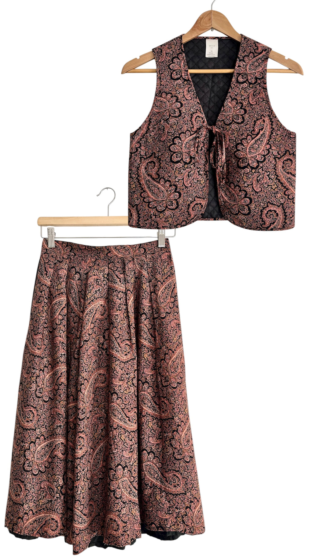 1970s Vintage Quilted Vest & Pleated Skirt Set – 100% Viscose, High Waist Boho Two-Piece