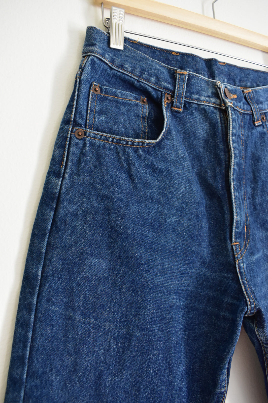 Vintage High-Waisted Jeans – 100% Cotton – Size 29
