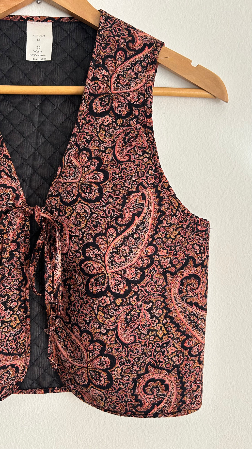 1970s Vintage Quilted Vest & Pleated Skirt Set – 100% Viscose, High Waist Boho Two-Piece