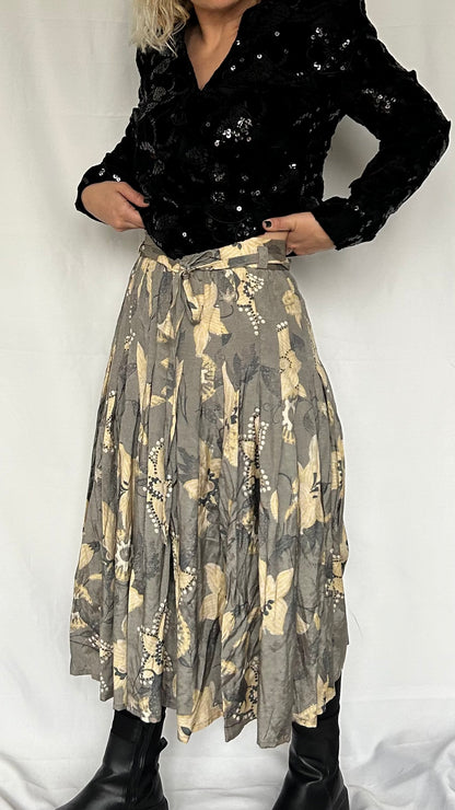 Vintage Midi Pleated Floral Skirt