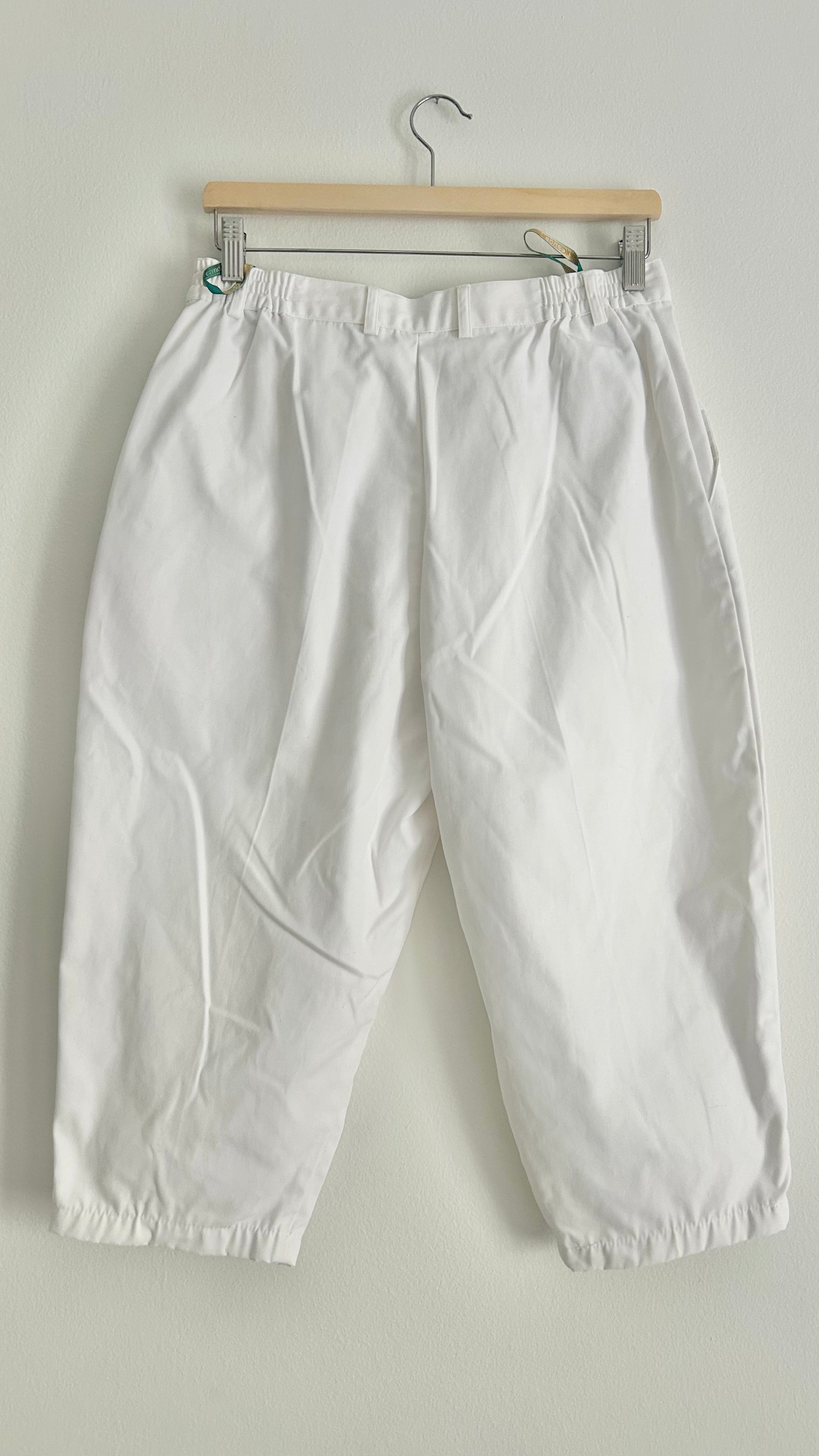 Vintage White Women’s Capri Pants